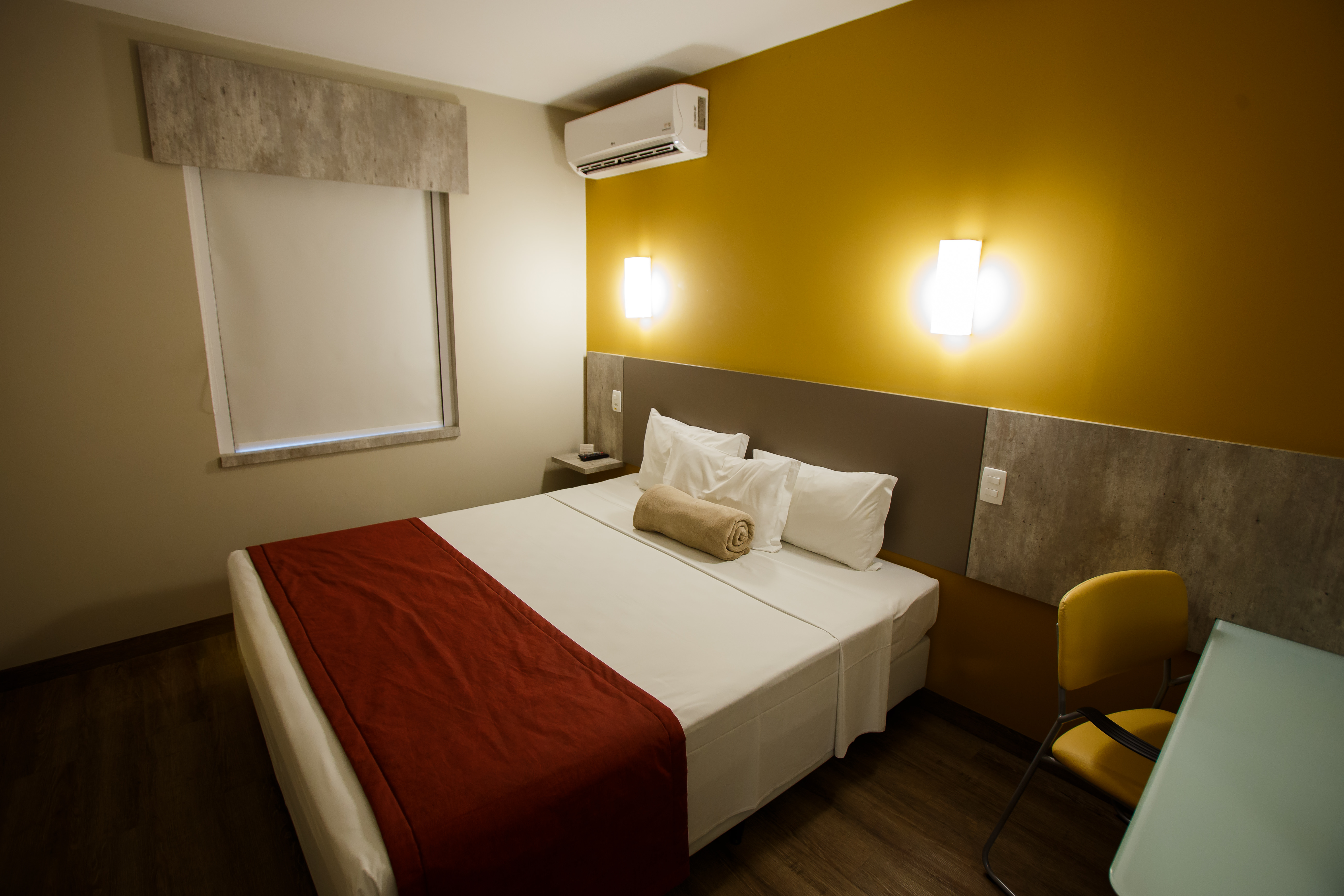 Double Queen Size Bed