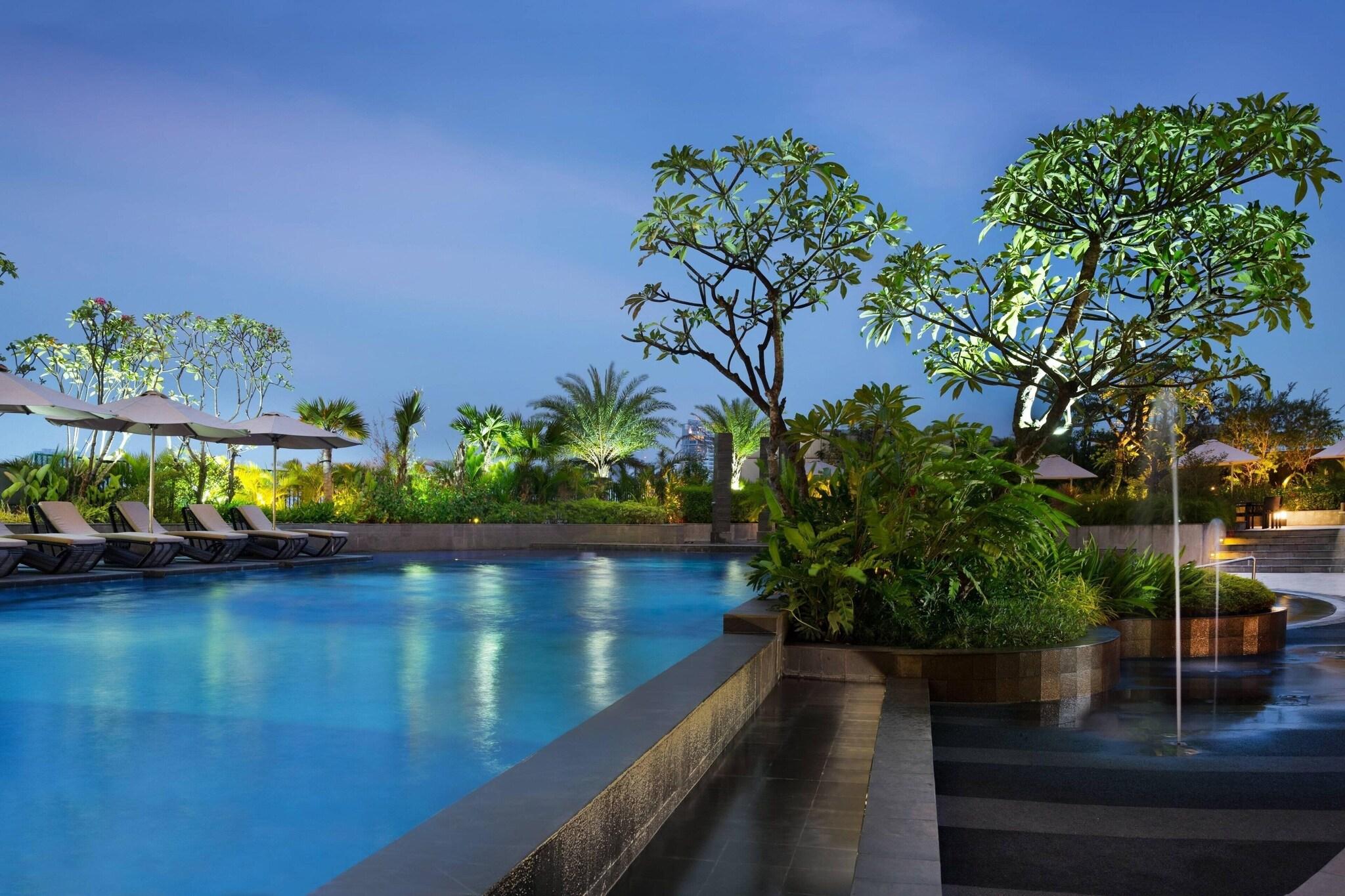 Double Deluxe King Bed