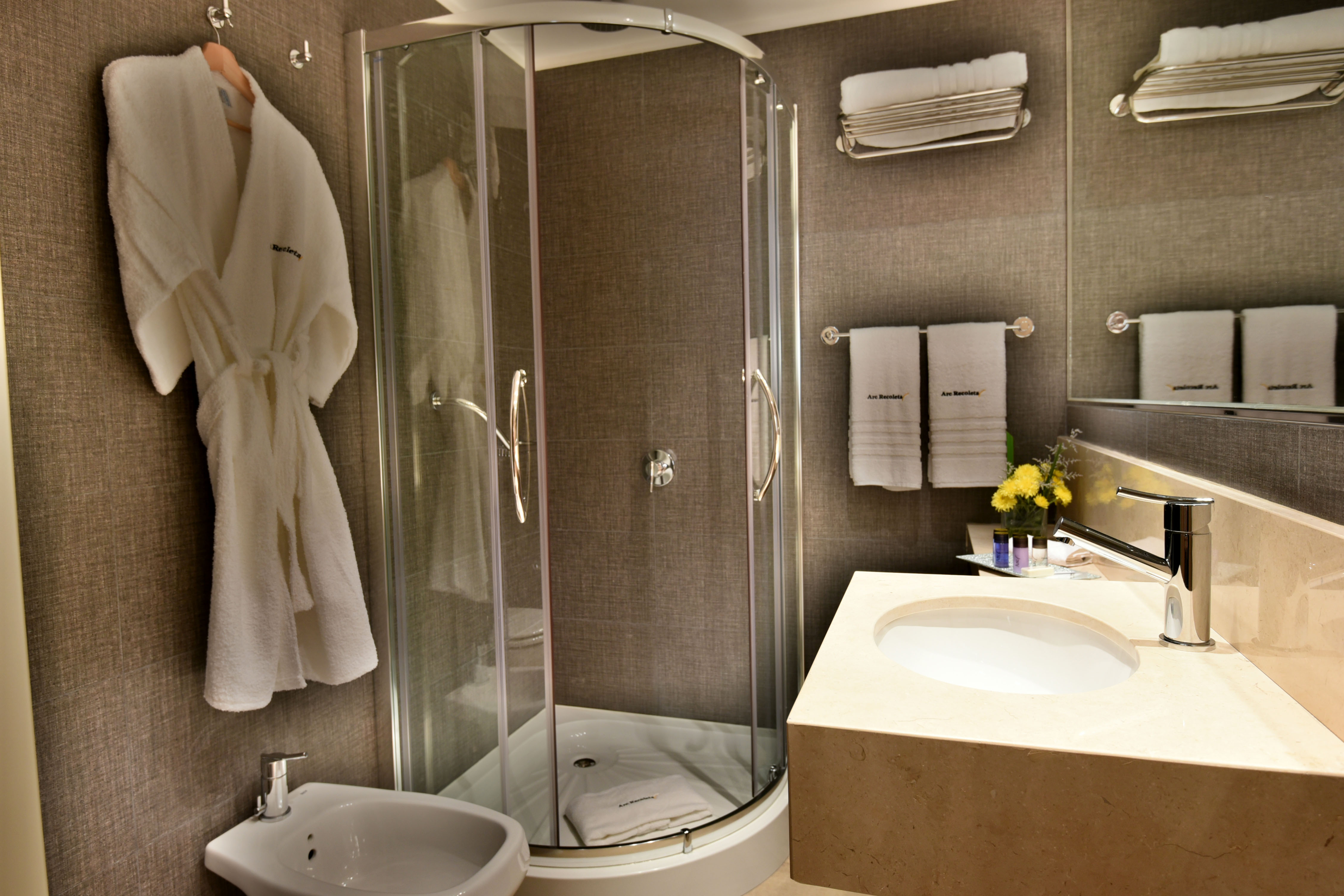 Quadruple Three Beds