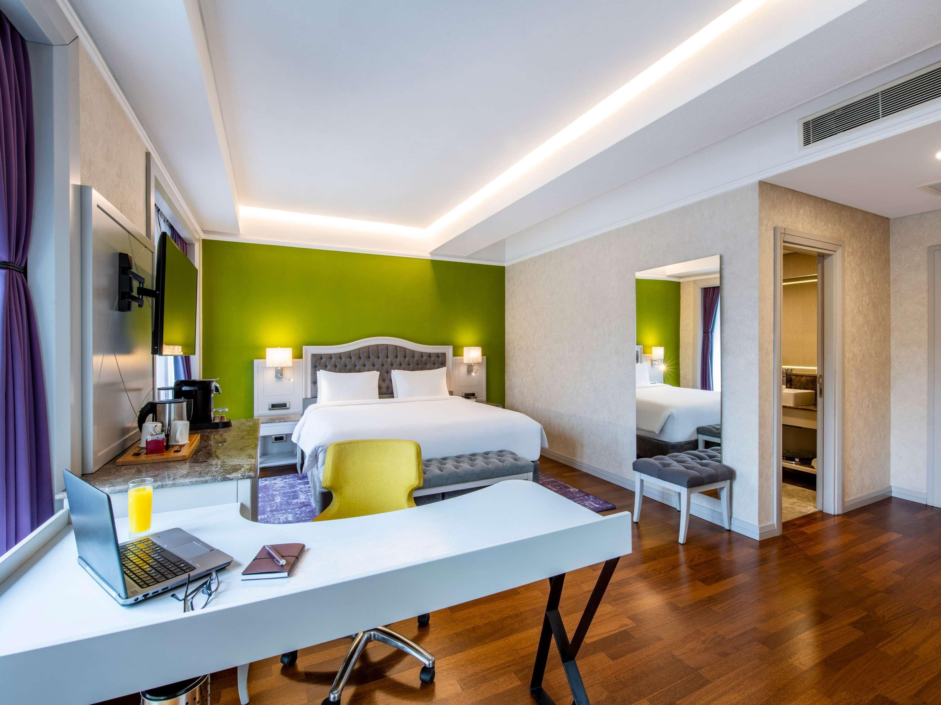 Double Single Deluxe