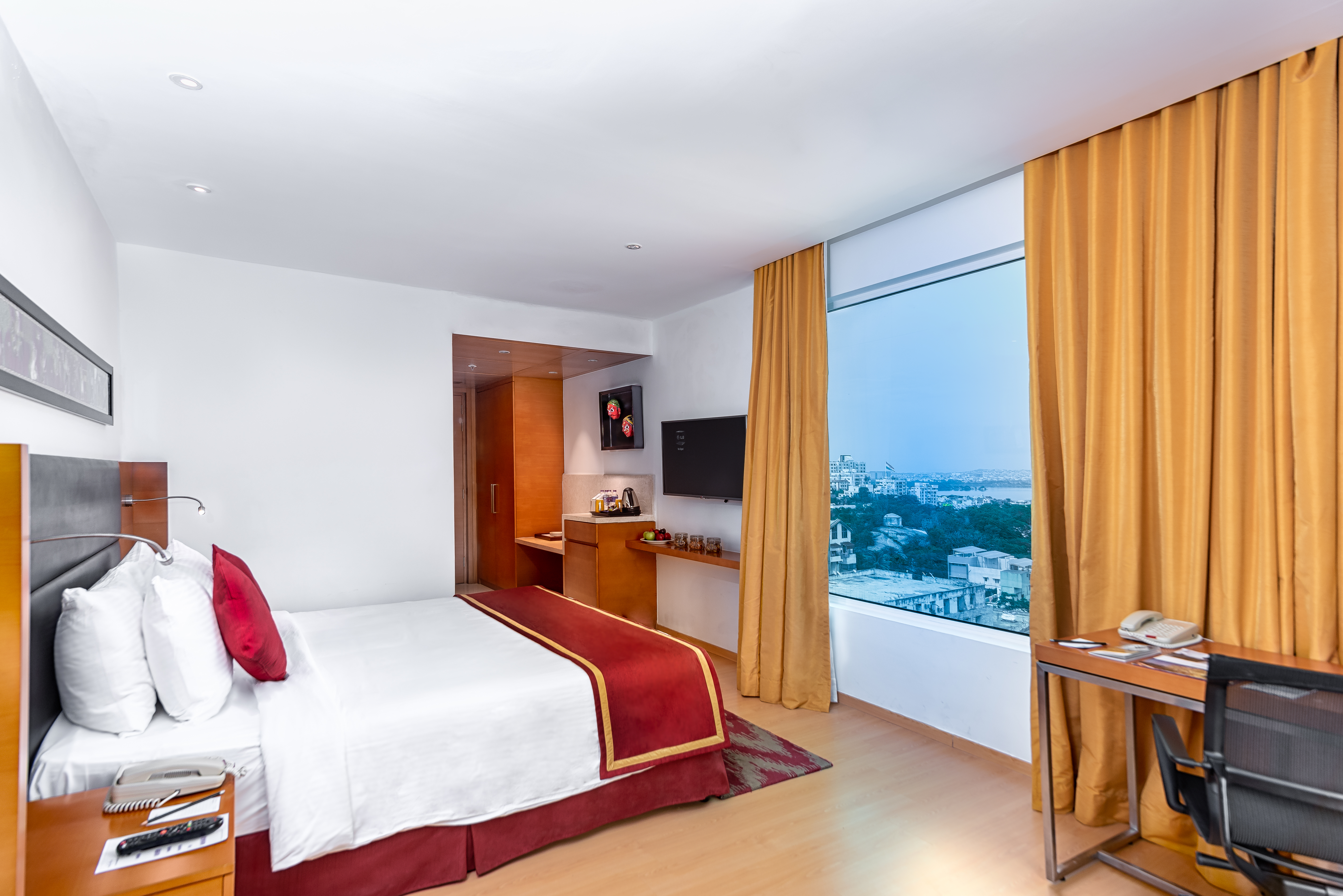 Double Superior Lake View