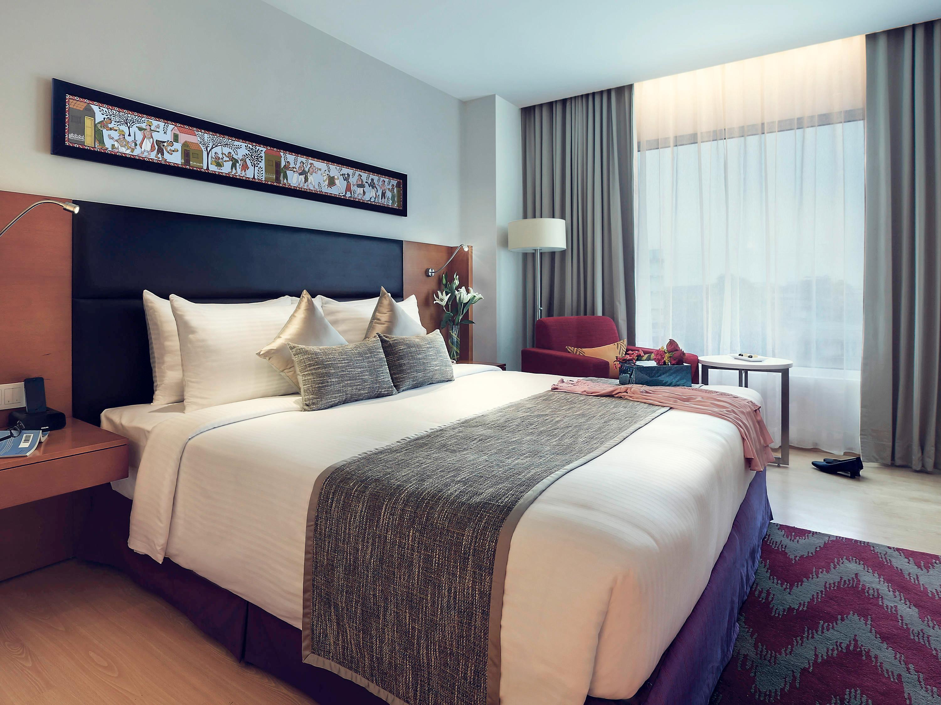 Double Executive Queen Bed