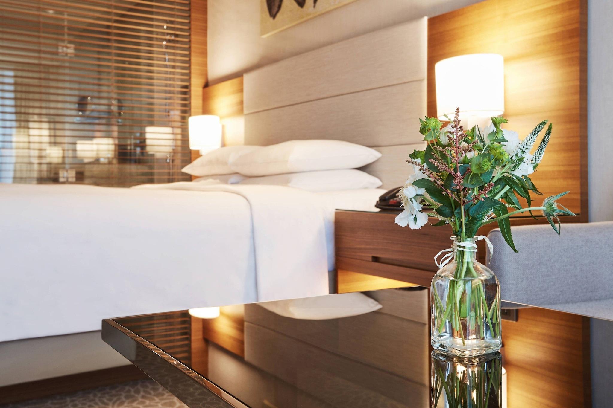 Double Executive King Bed