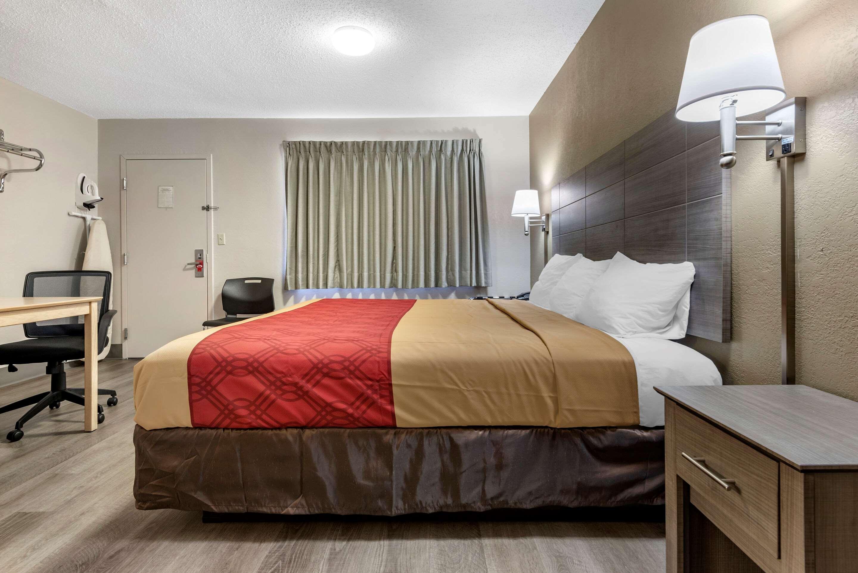 Double King Bed Non Smoking