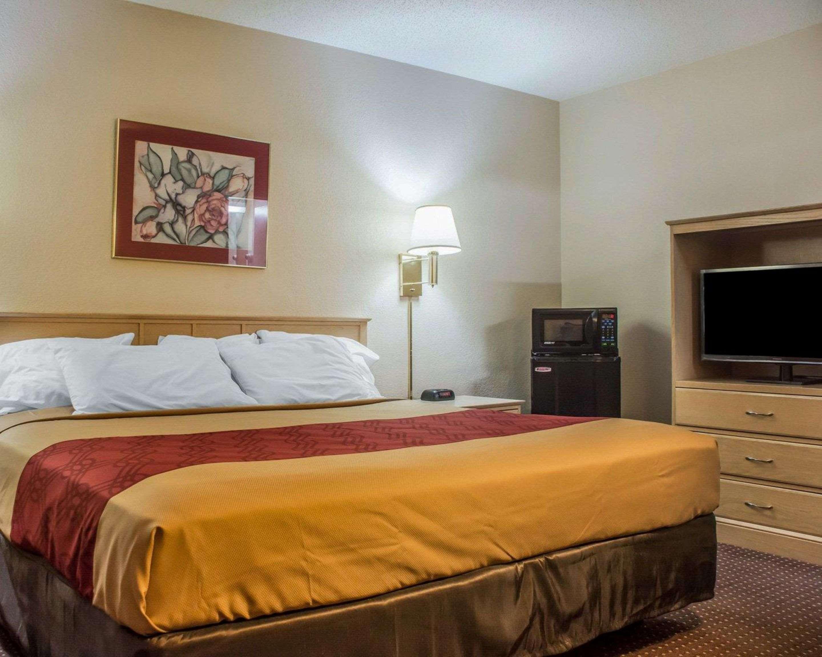 Double King Bed Non Smoking