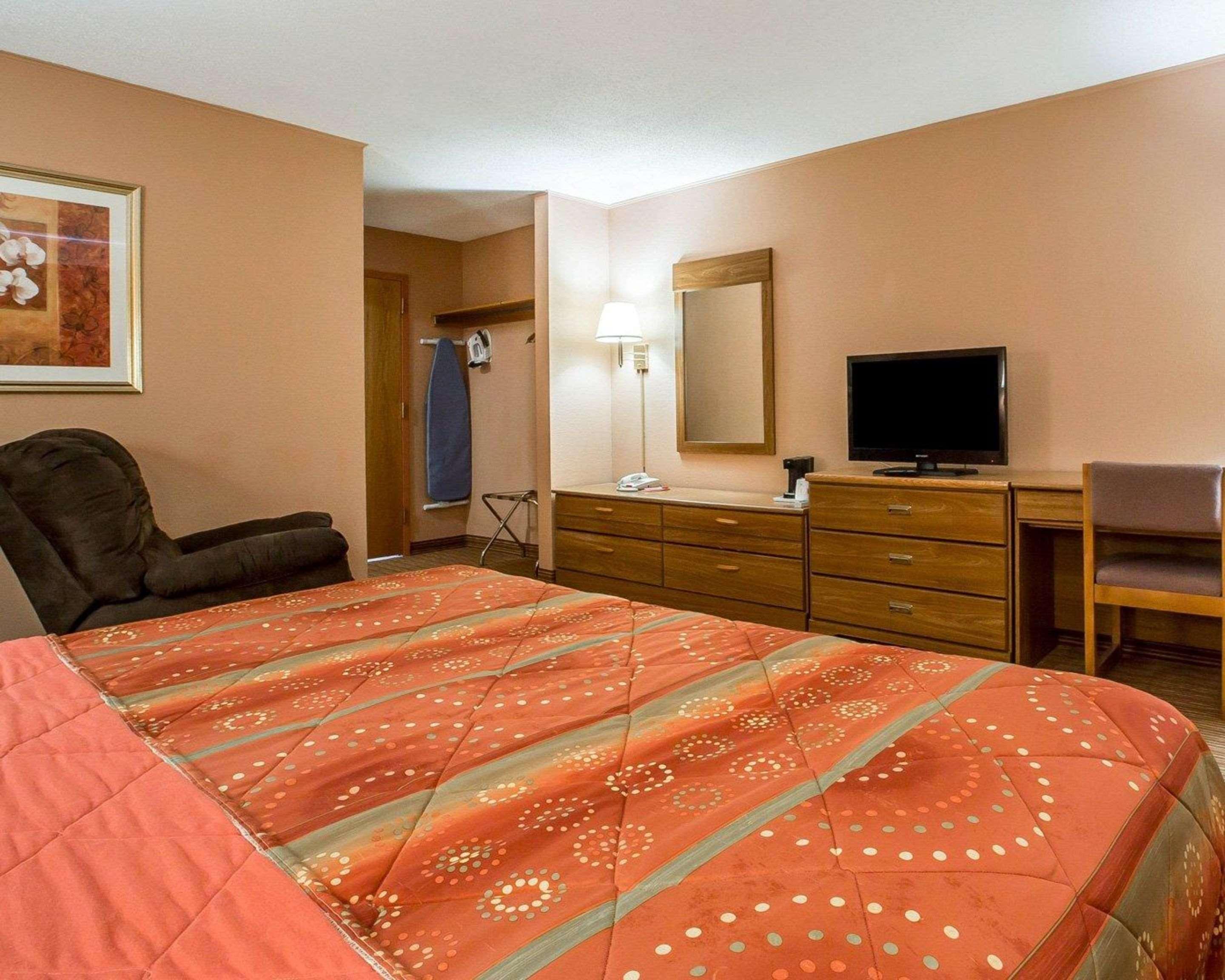 Double King Bed Non Smoking