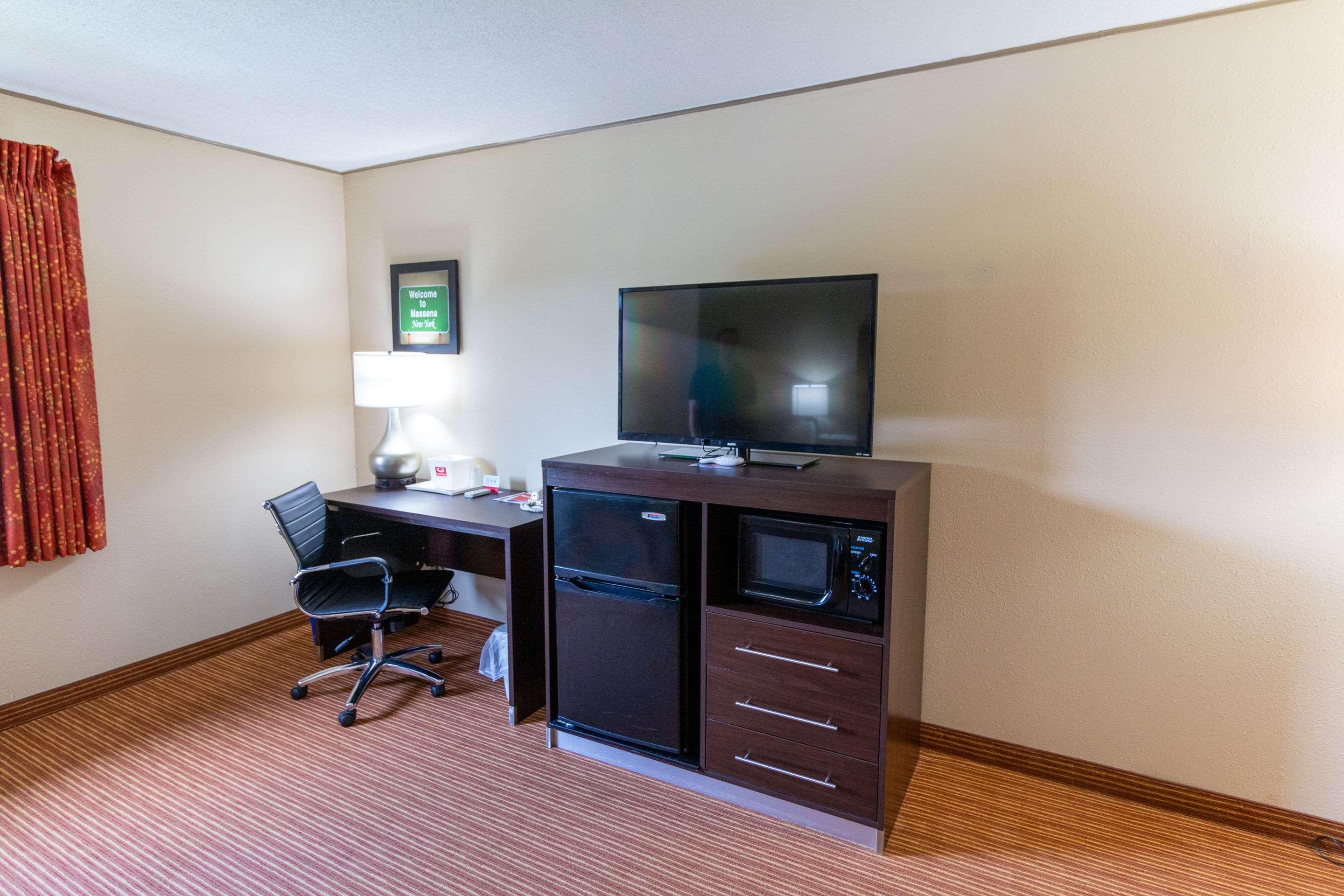 Double Queen Bed Non Smoking