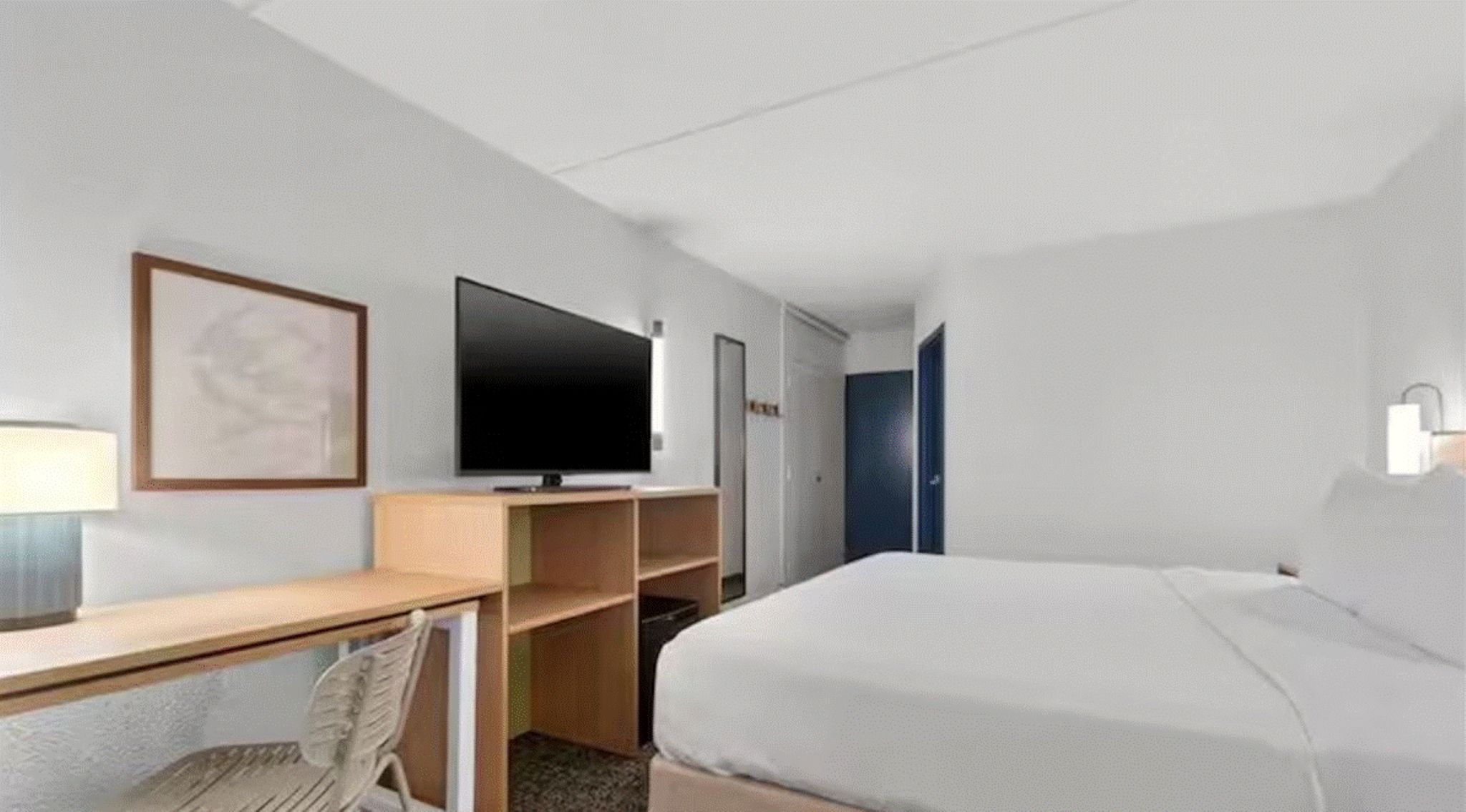 Double Accessible King Size Bed