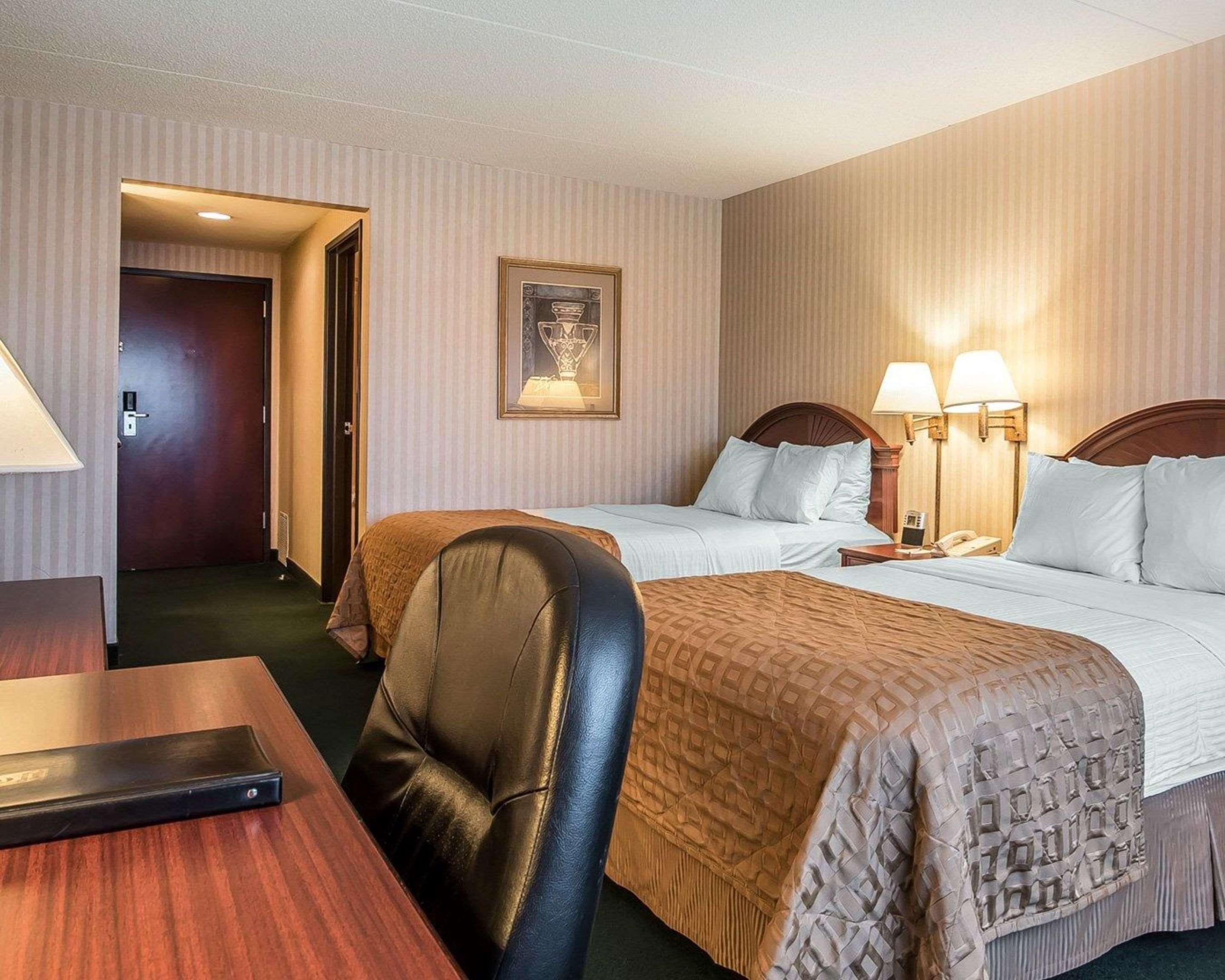 Double Two Double Beds Non Smoking