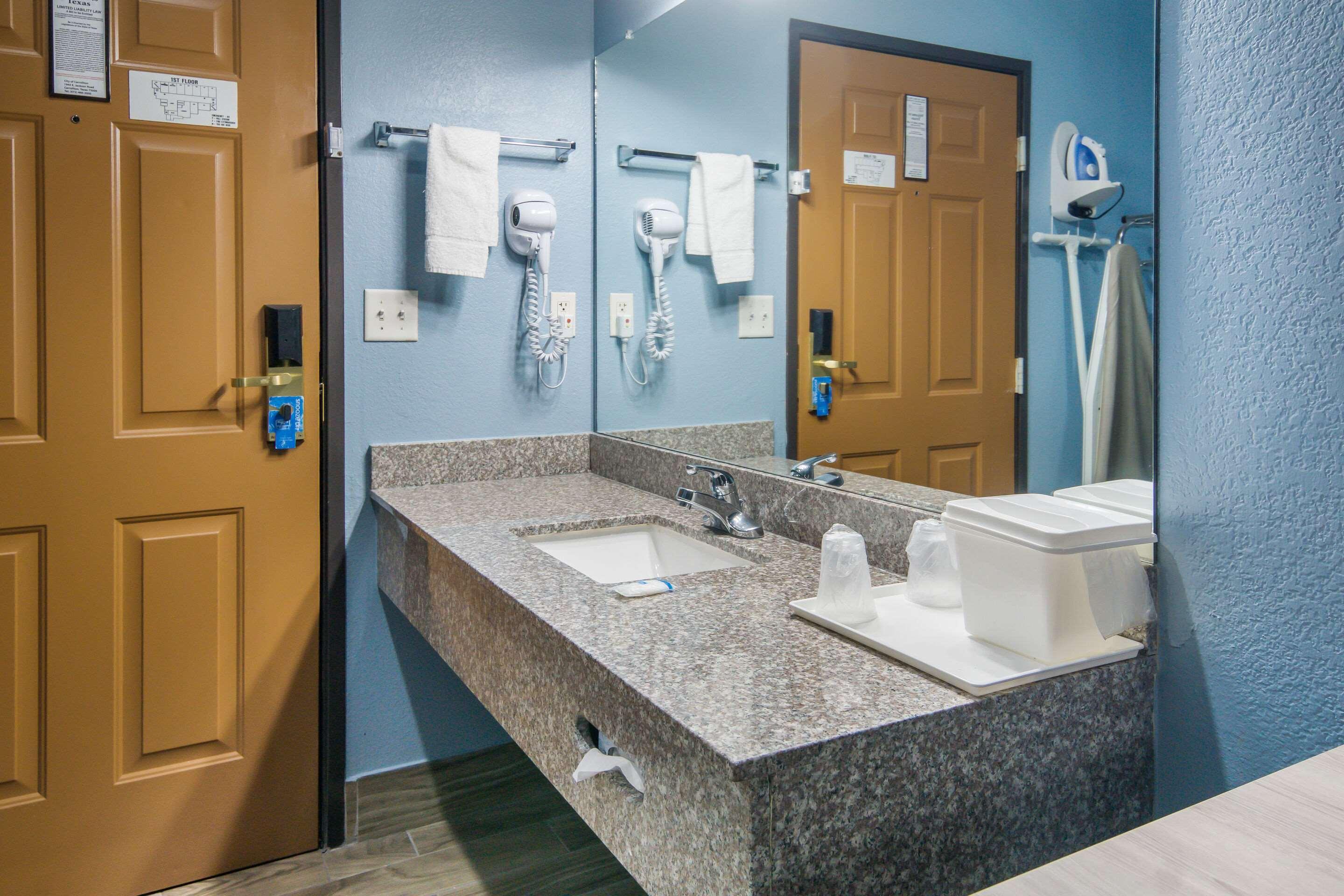 Suite Two Queen Beds