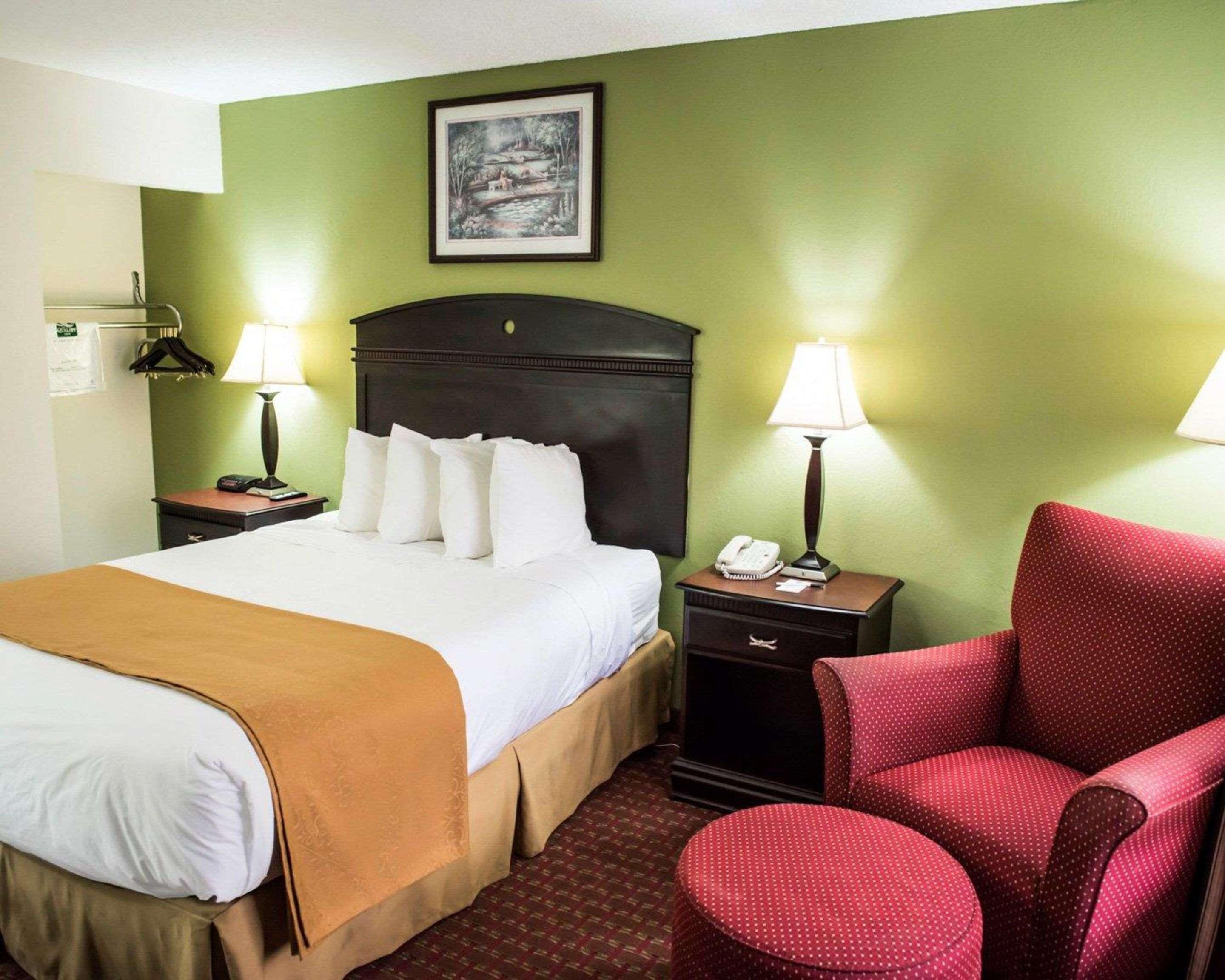 Double Queen Bed Non Smoking