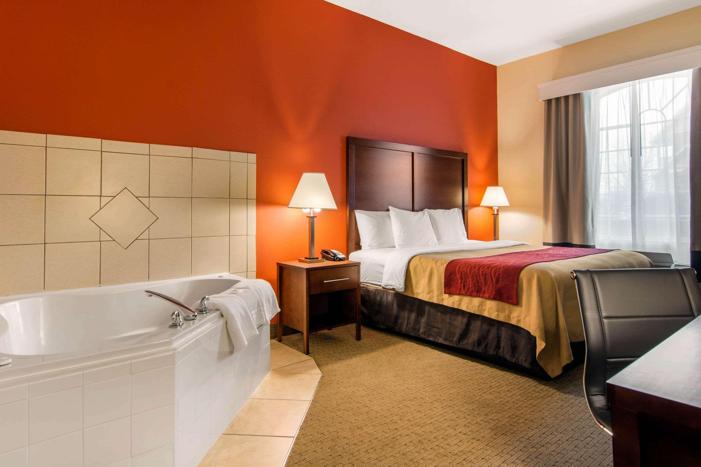 Double King Bed Non Smoking