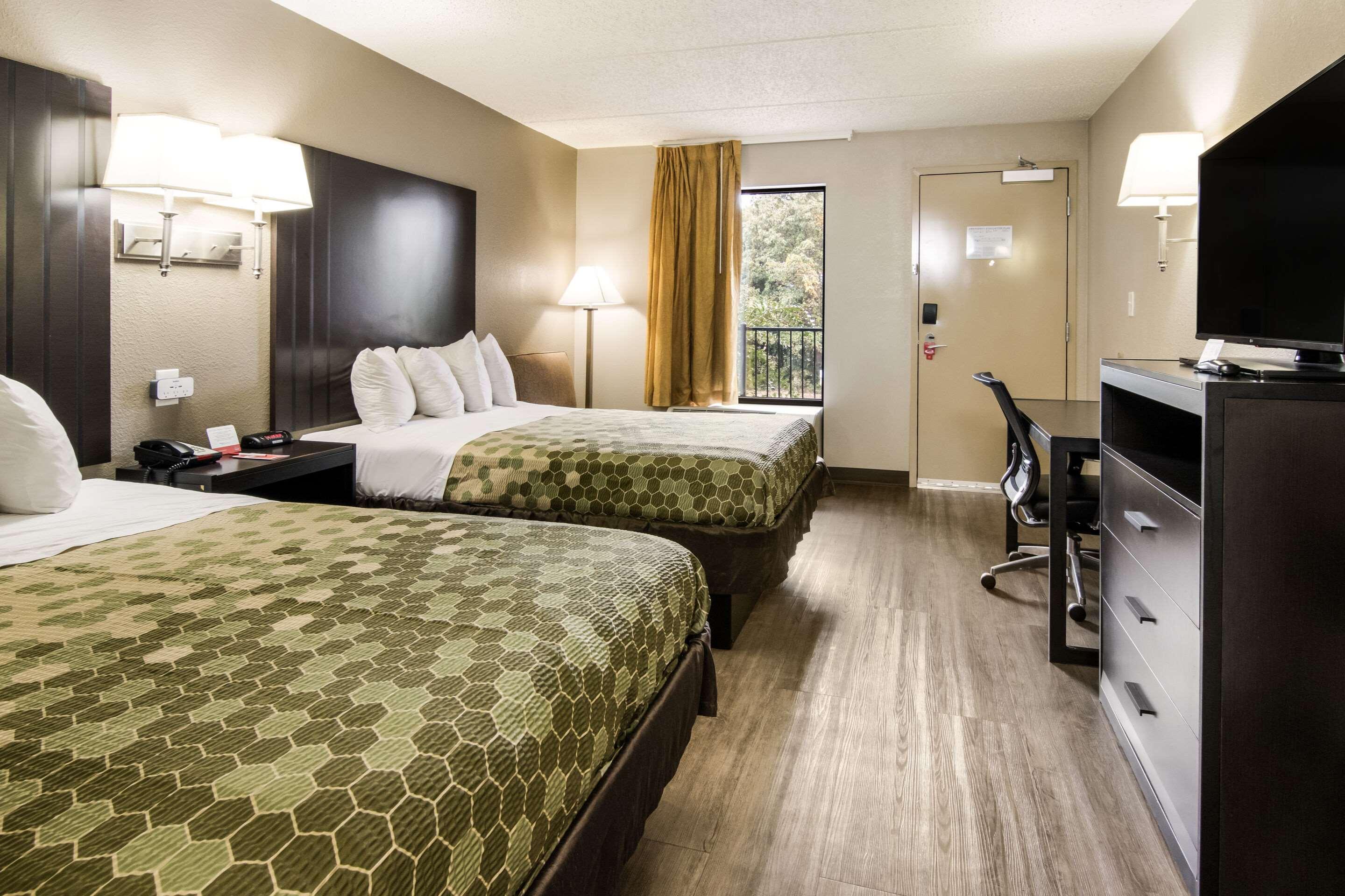 Double Two Double Beds Non Smoking