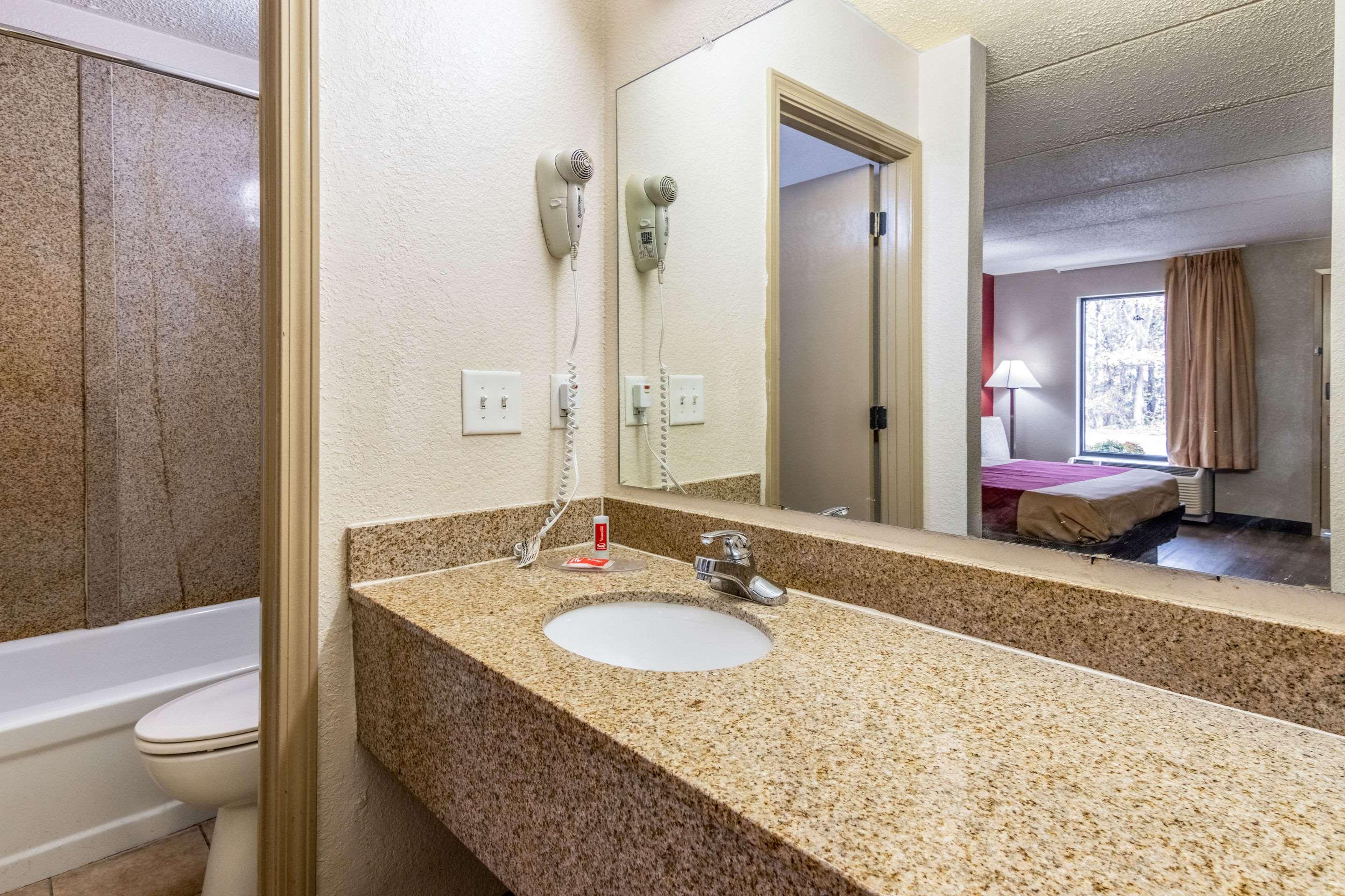 Double King Bed Non Smoking