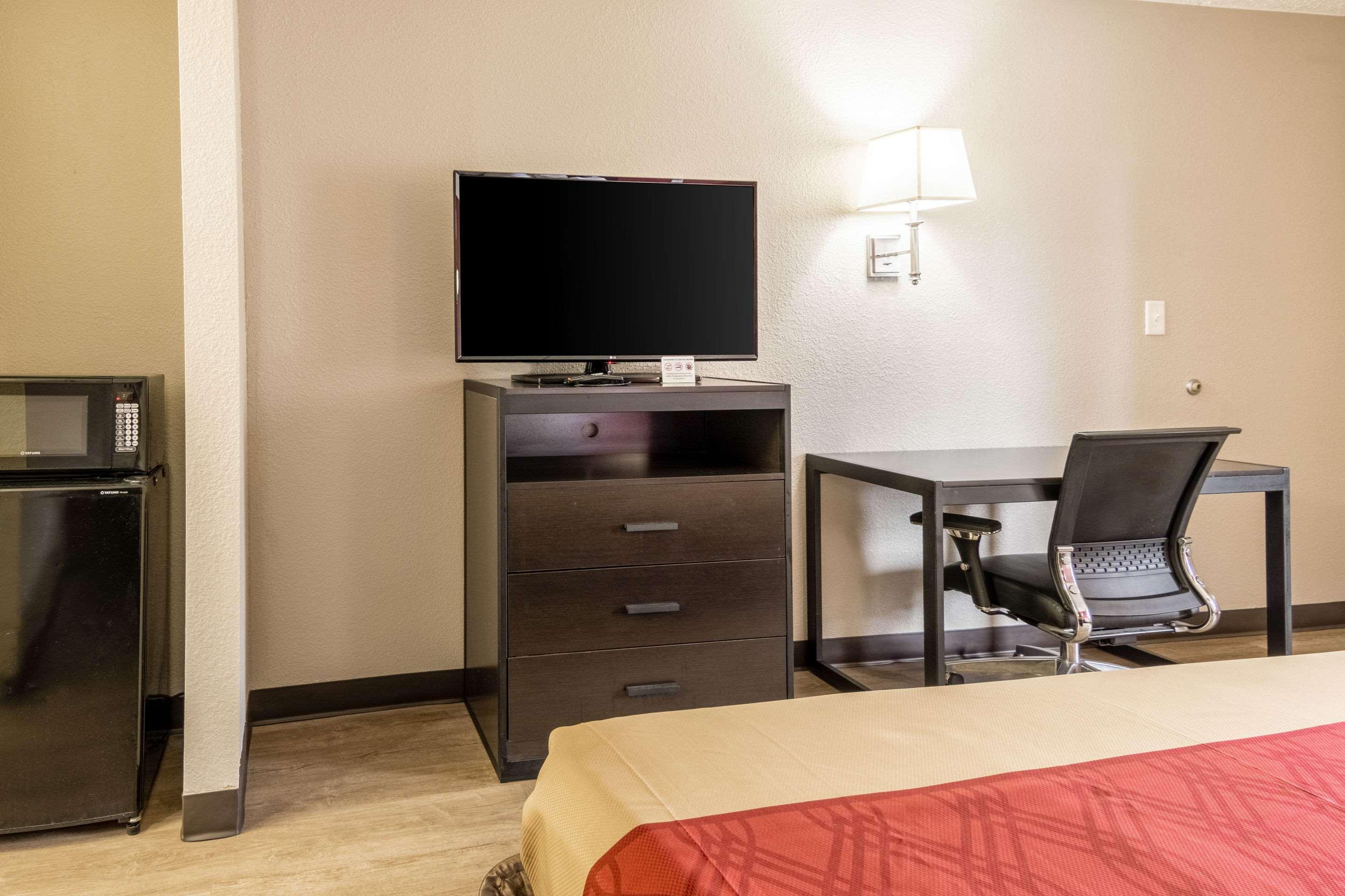 Double King Bed Non Smoking