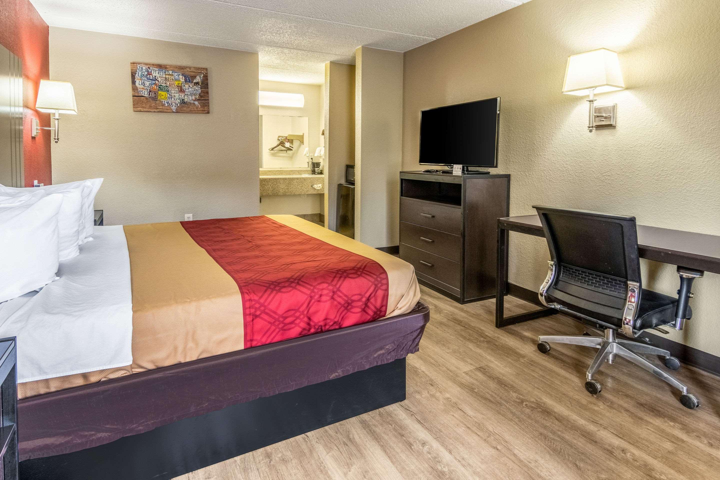 Double King Bed Non Smoking