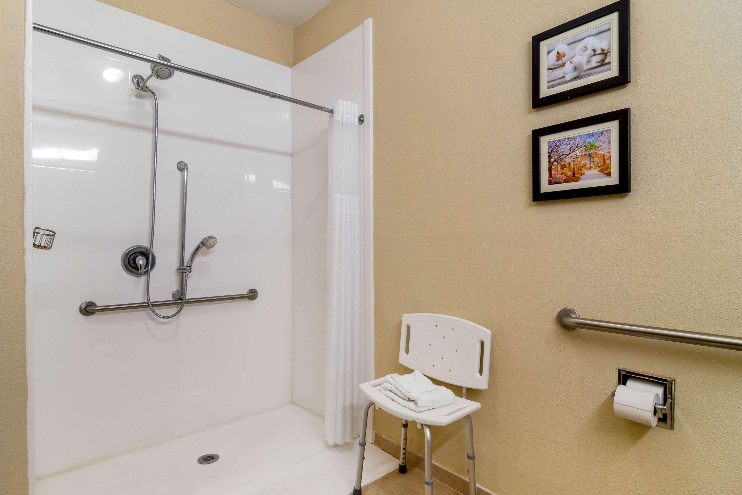 Double Accessible King Size Bed