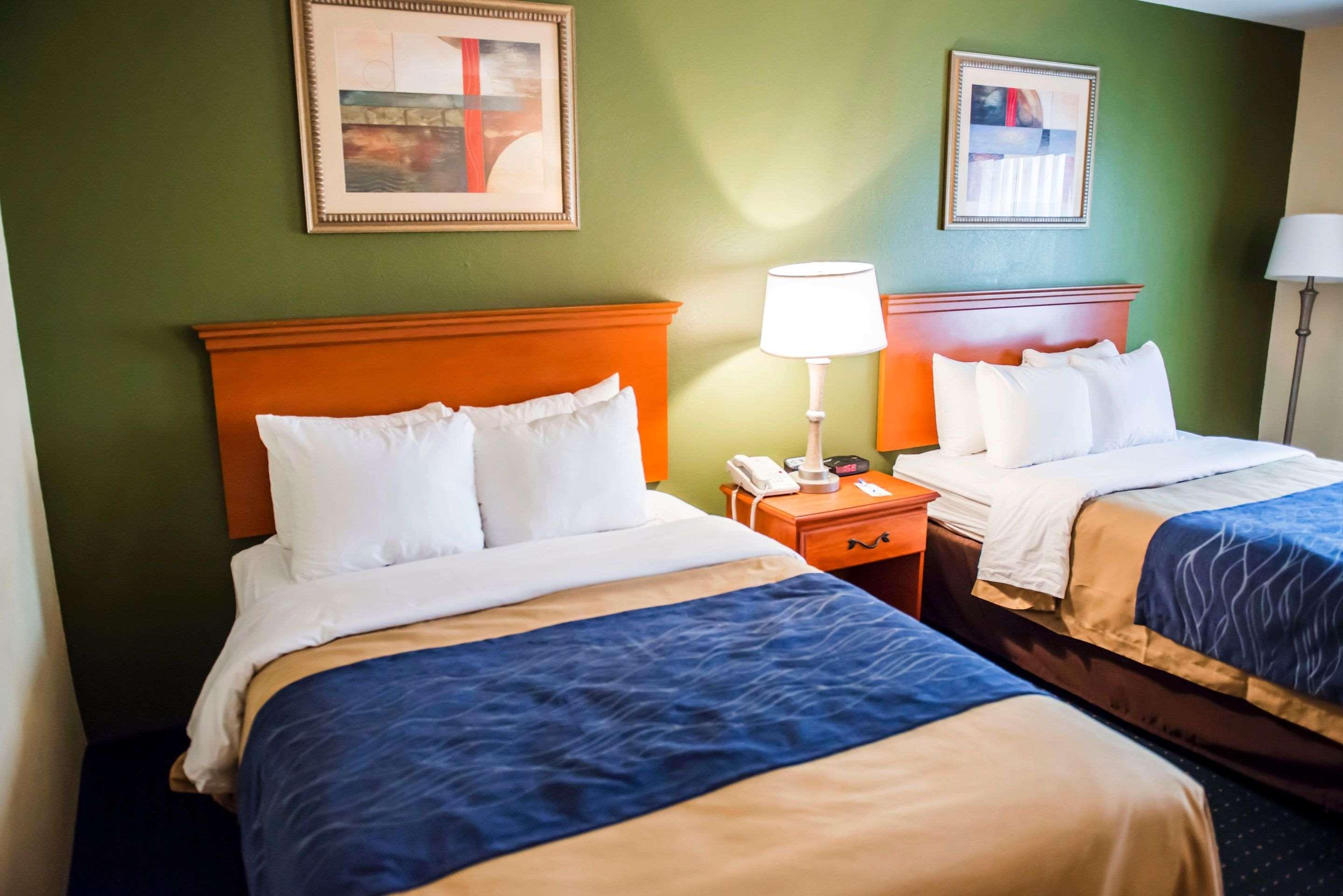 Quadruple Two Double Beds Non Smoking