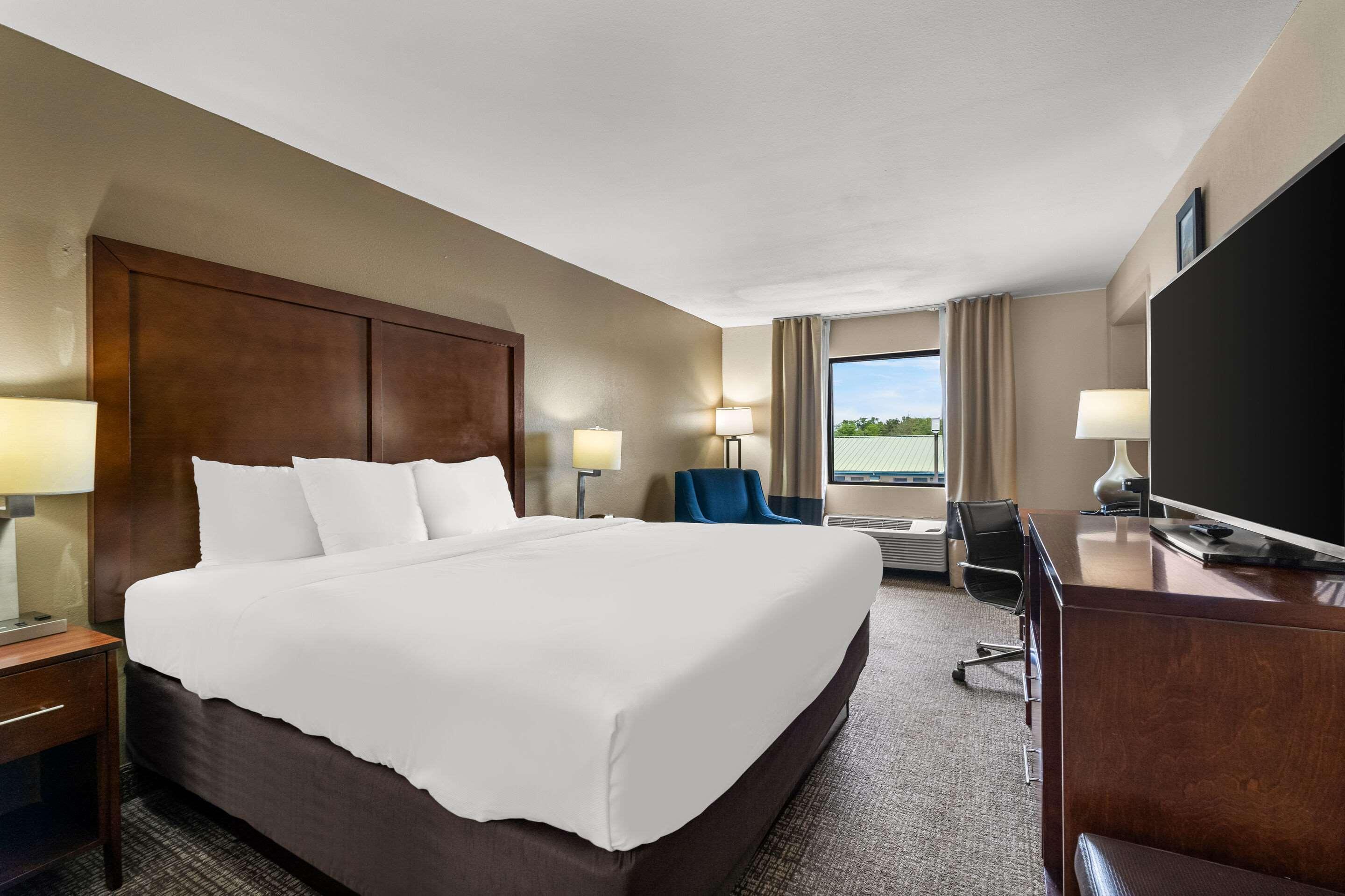 Double Accessible King Size Bed