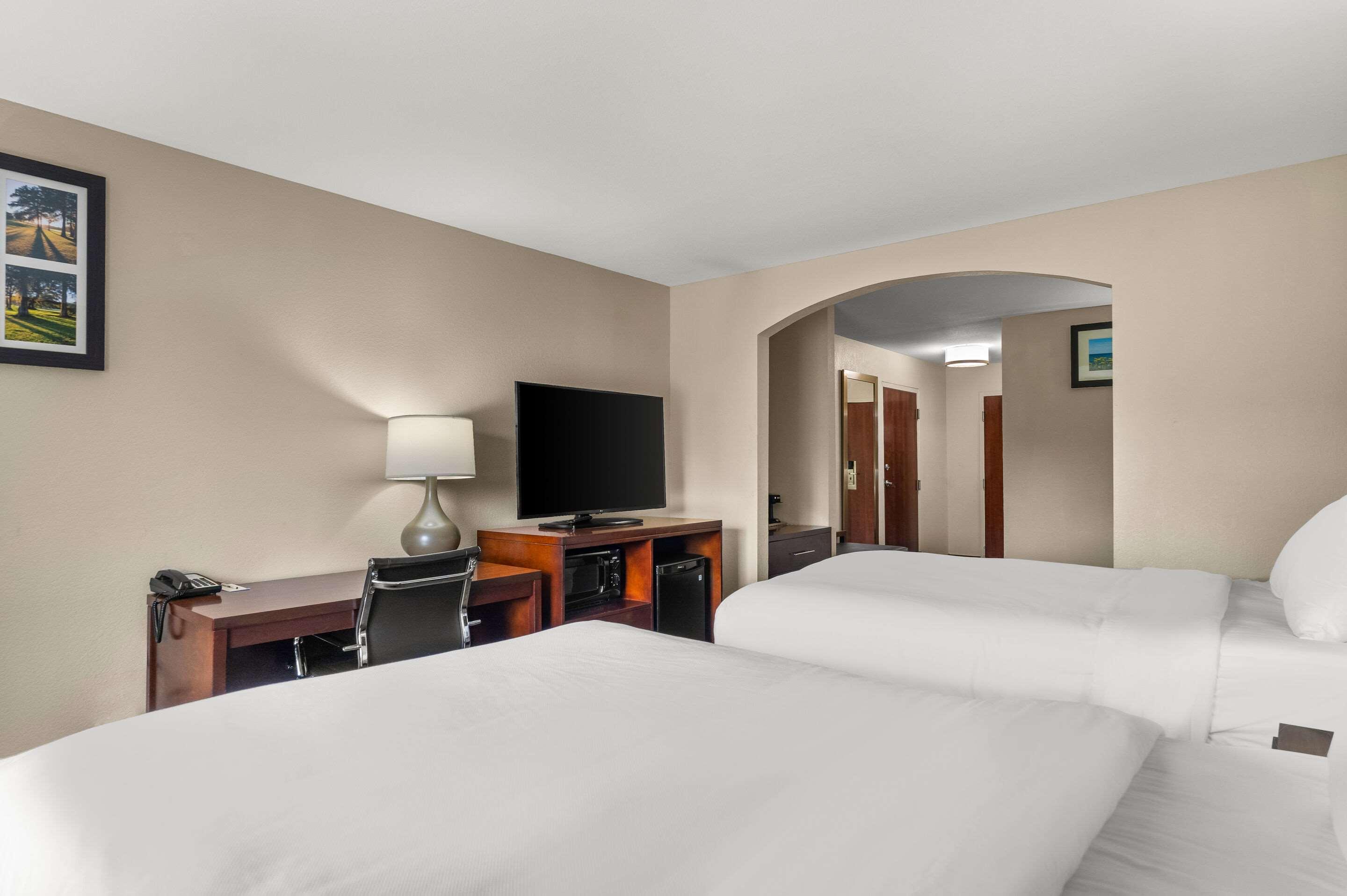 Suite Two Double Beds