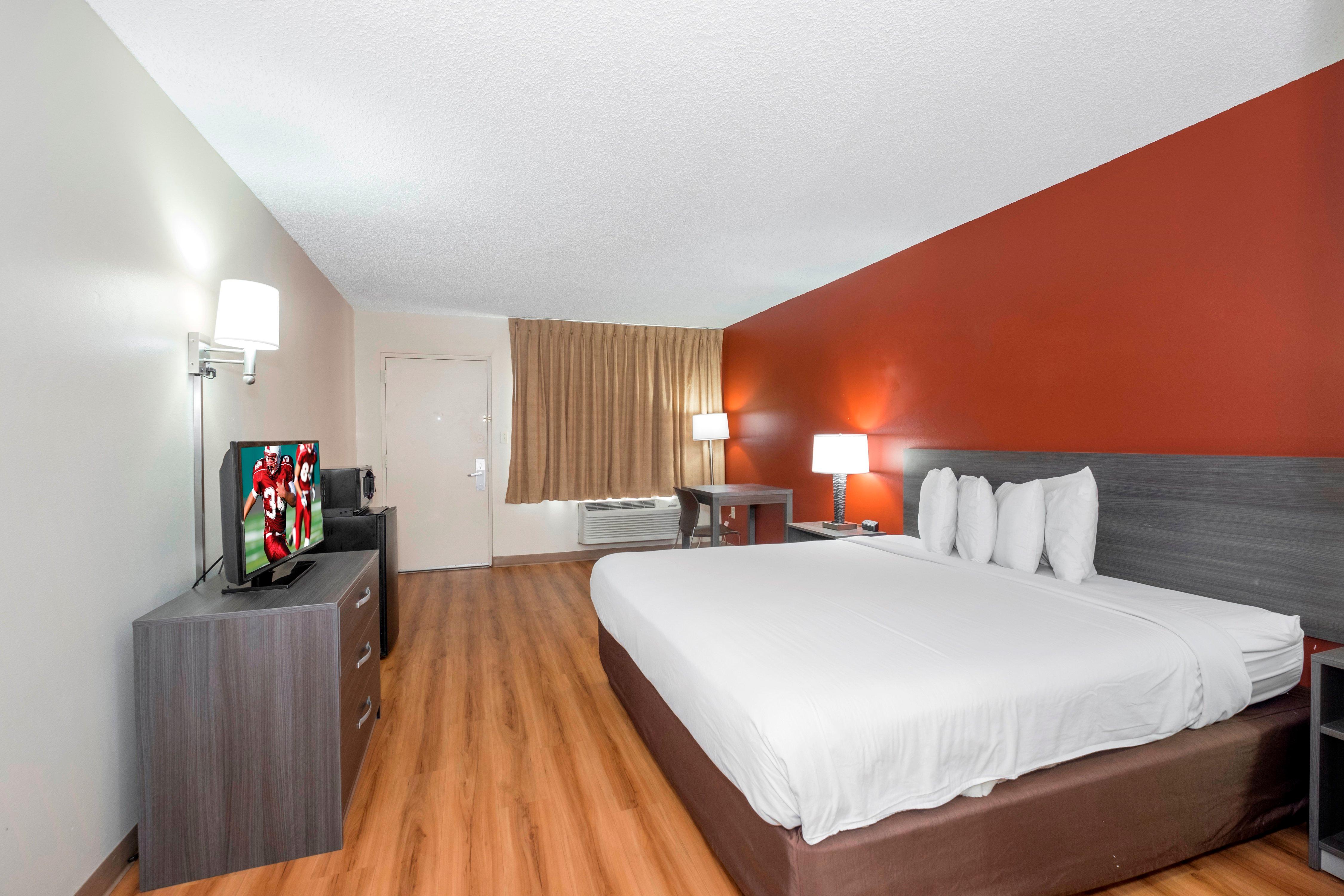 Room Deluxe King Bed