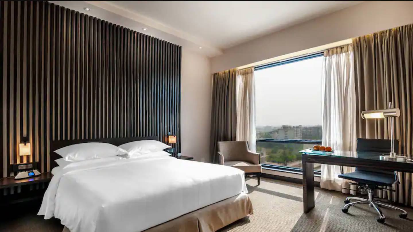 Double Queen Size Bed