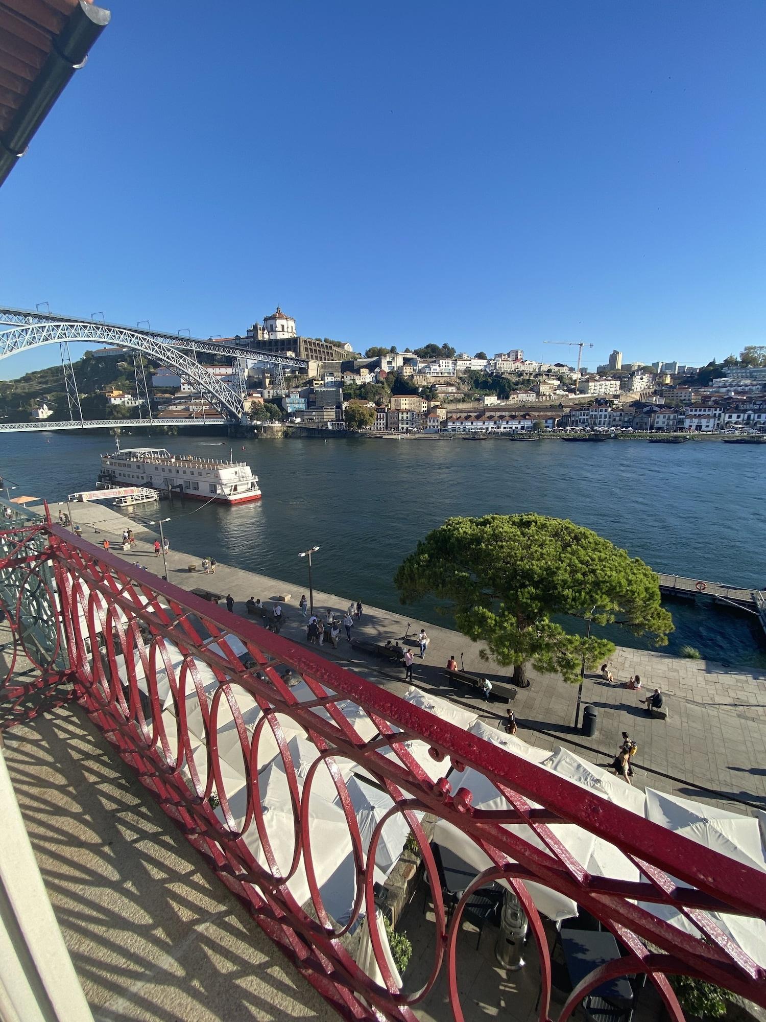 Apartment River View