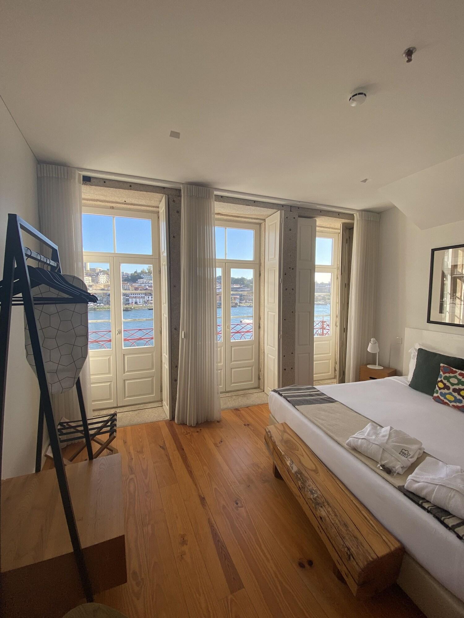 Apartment River View