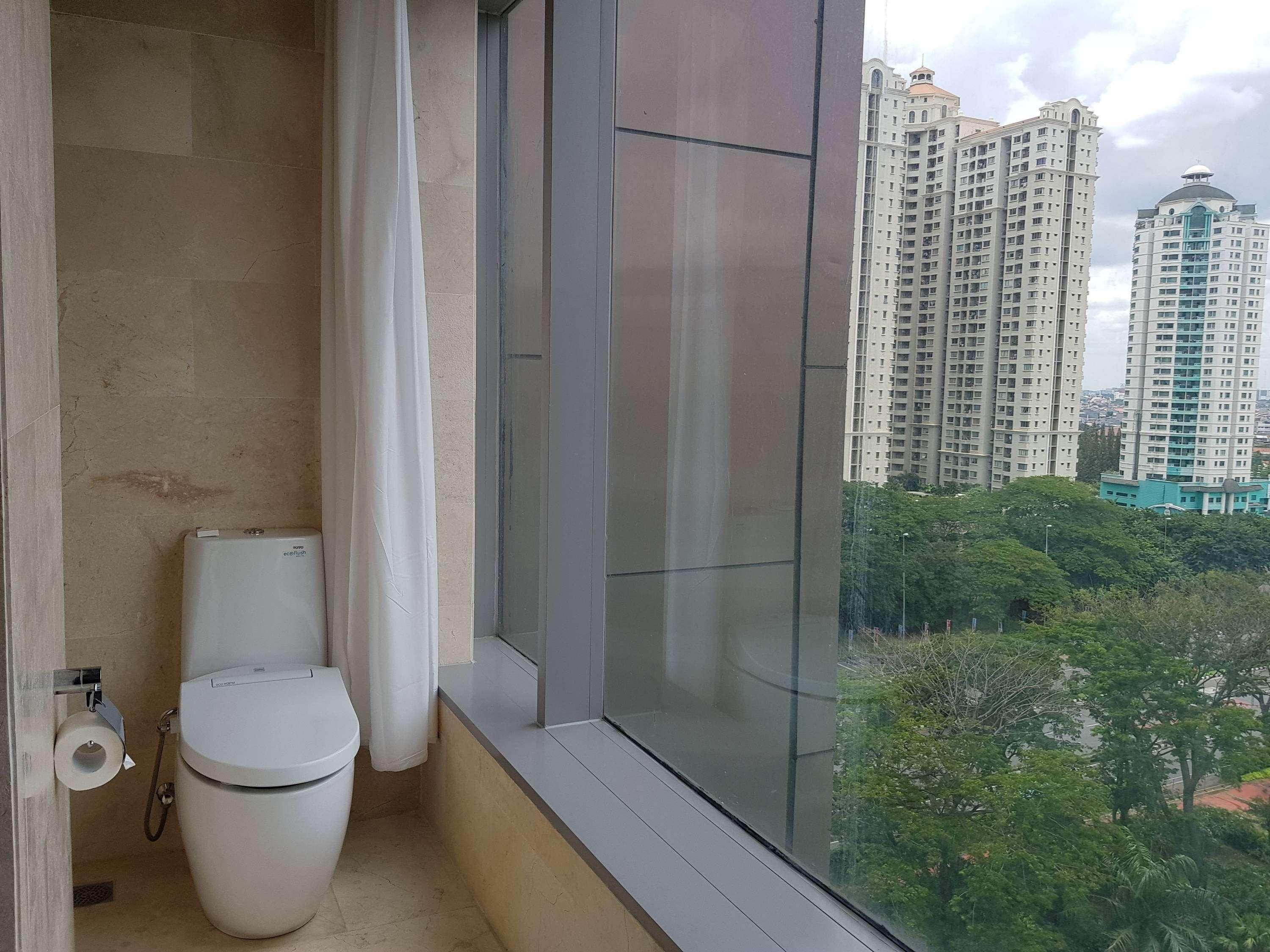 Double Executive King Bed