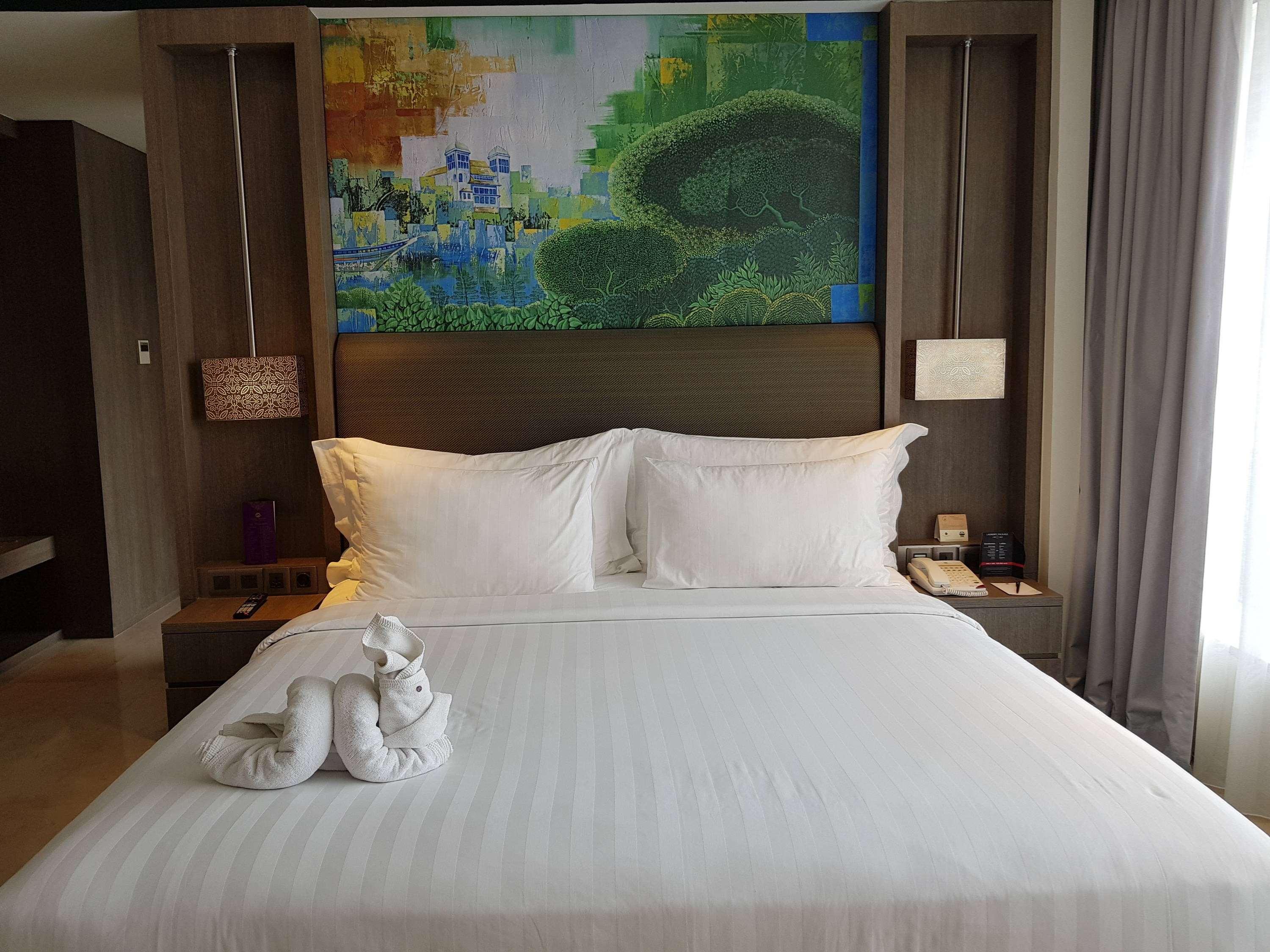 Double Executive King Bed