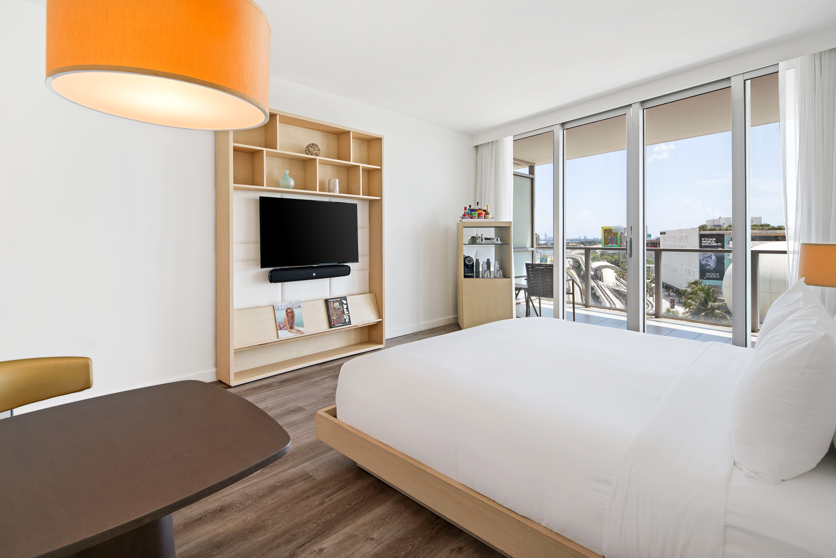 Room City View King Bed