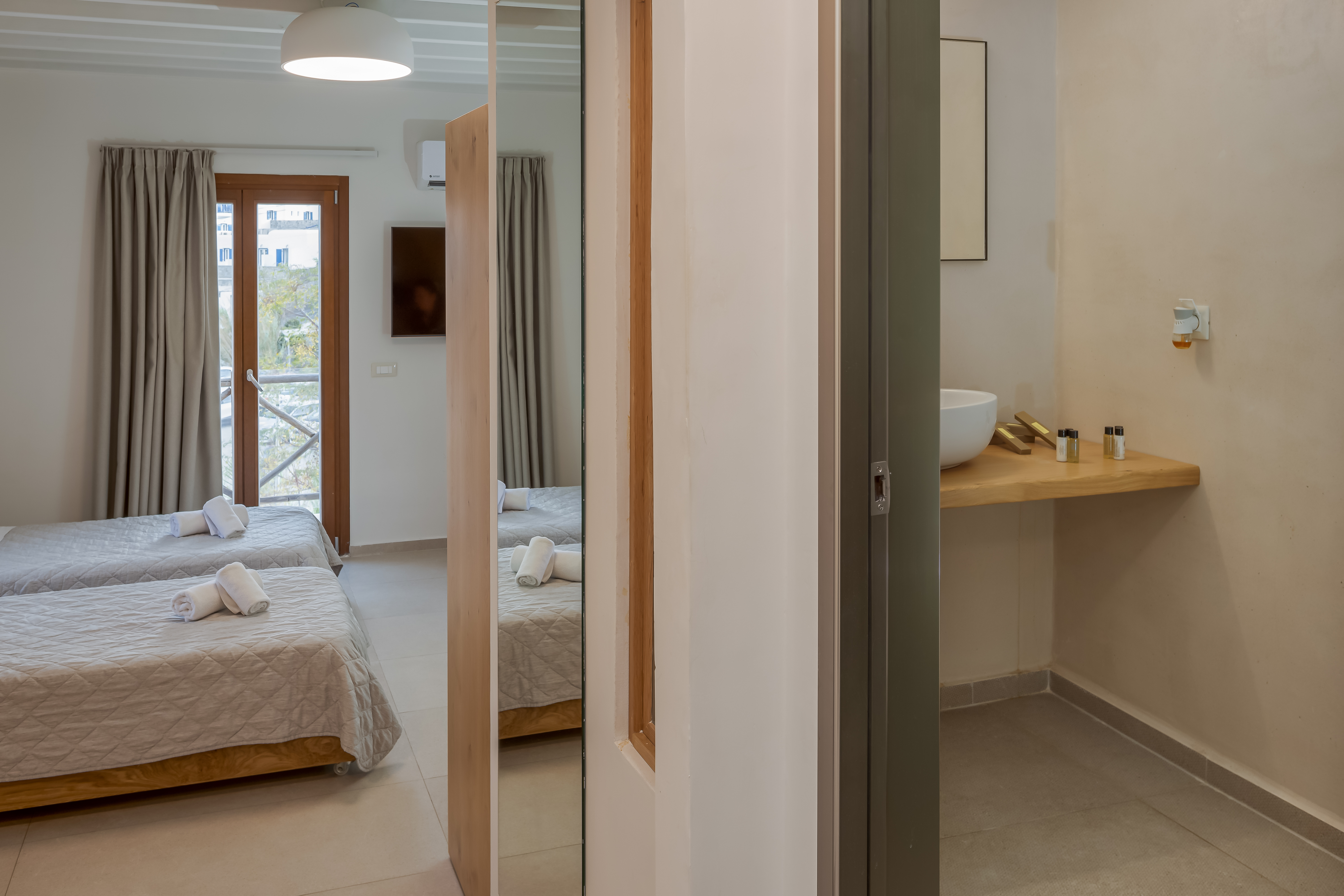 Apartment Capacity 4