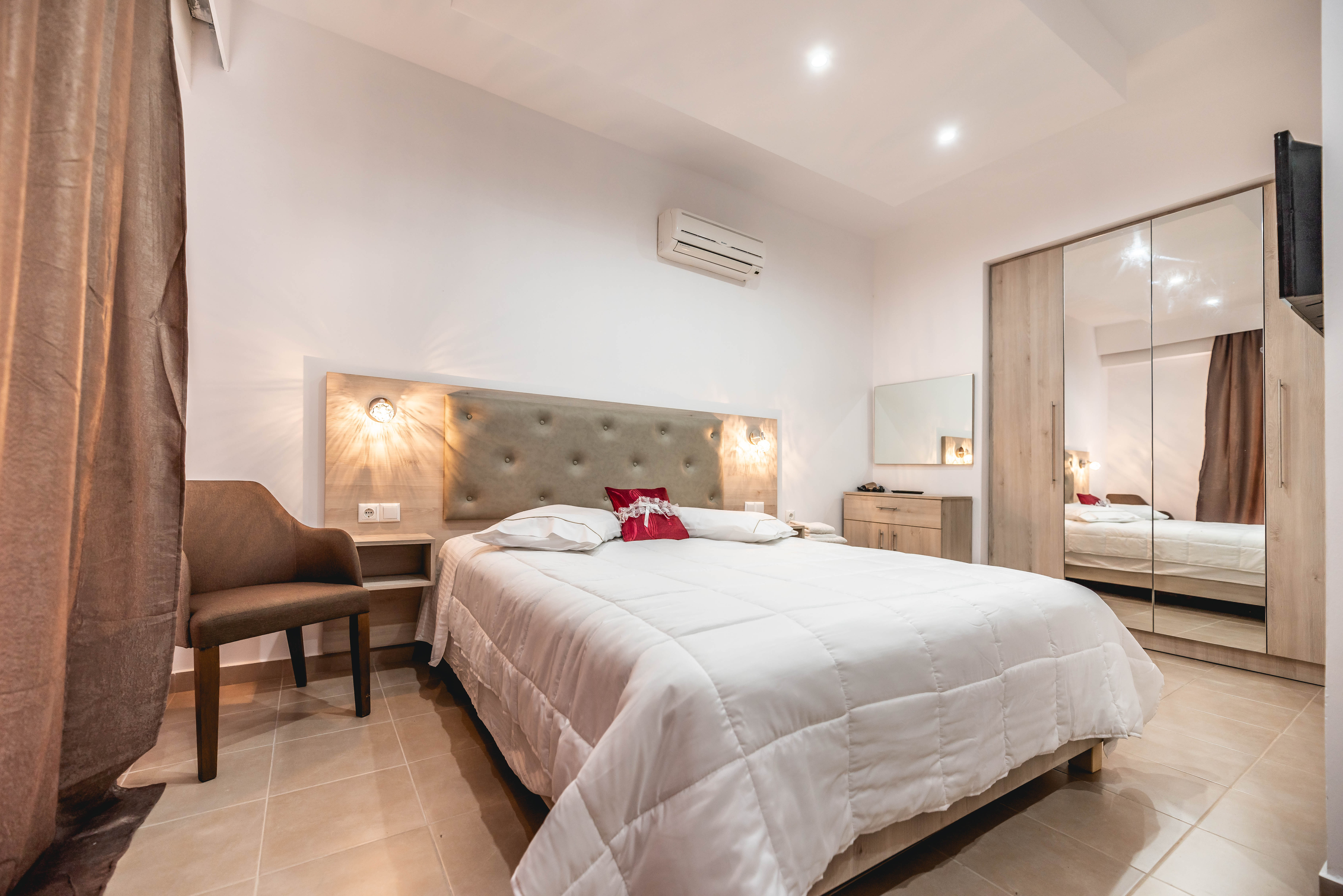 Double or Twin Standard