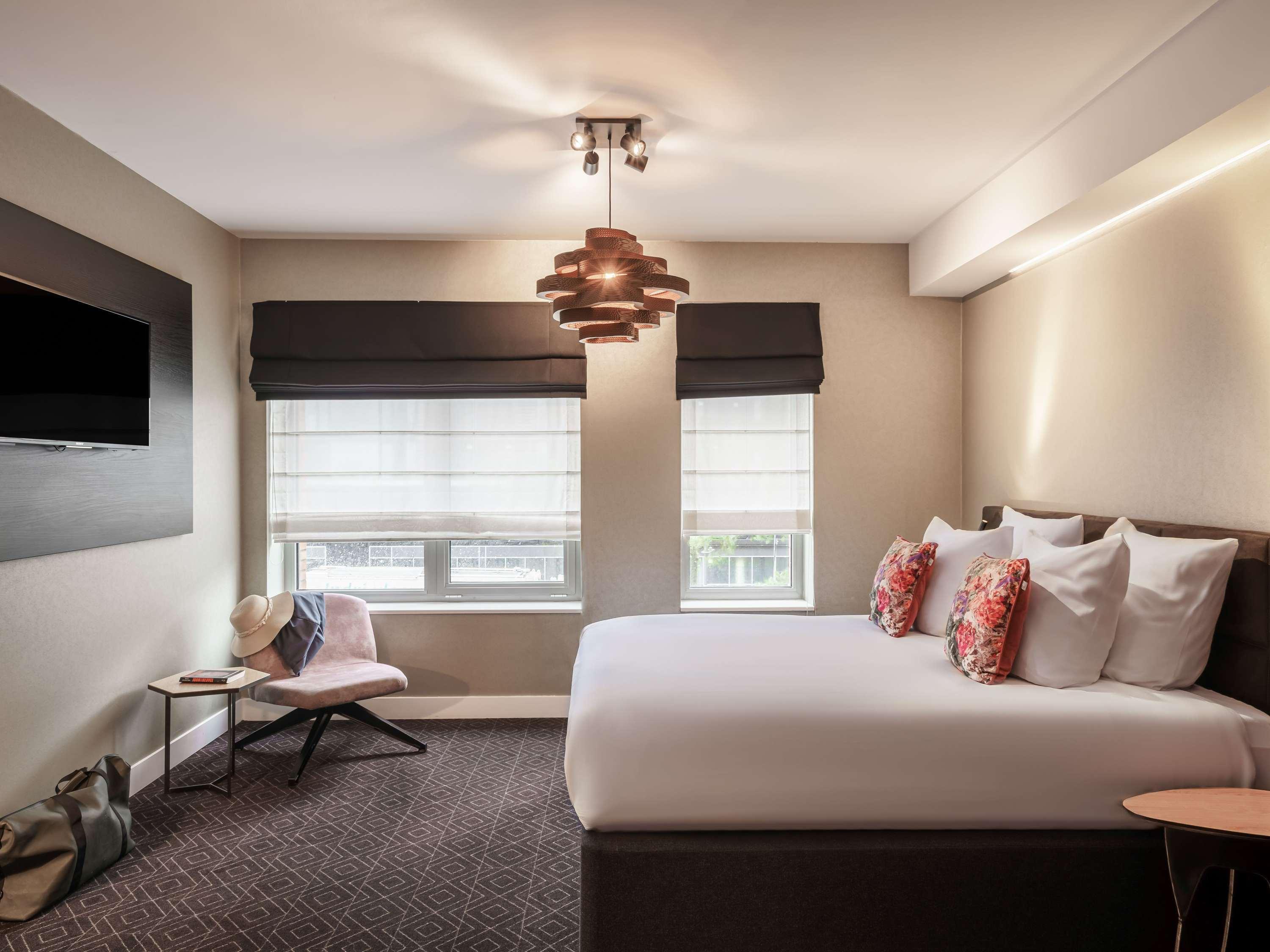 Double Classic Double Bed