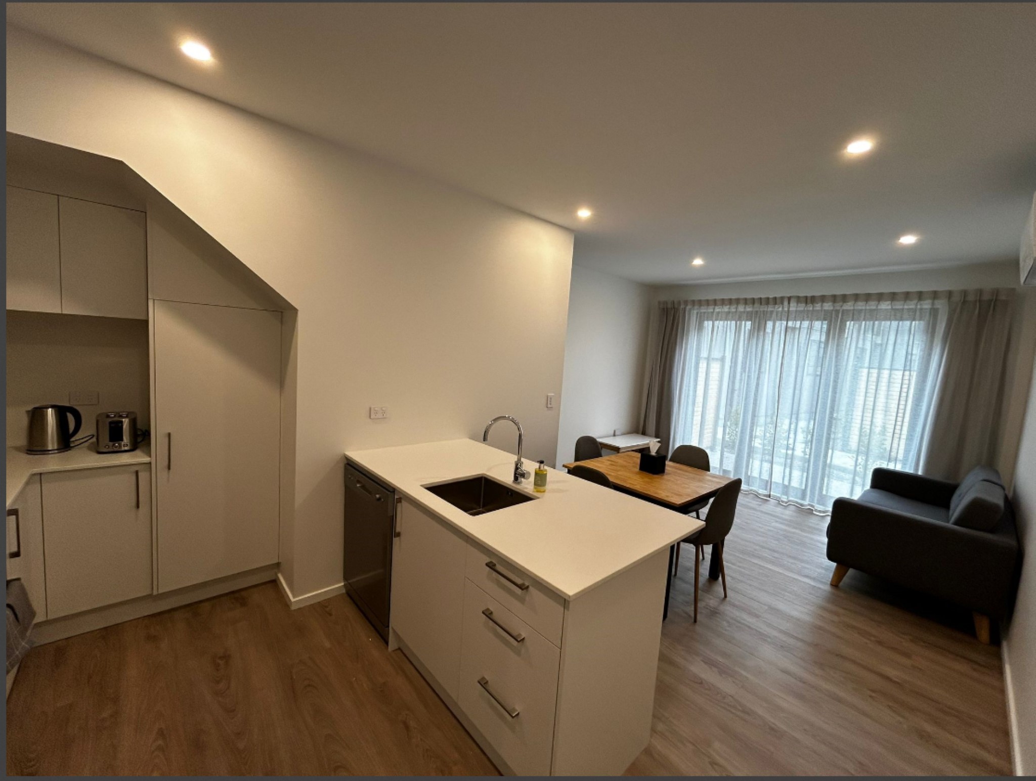 Villa Three Bedrooms Two Bathrooms