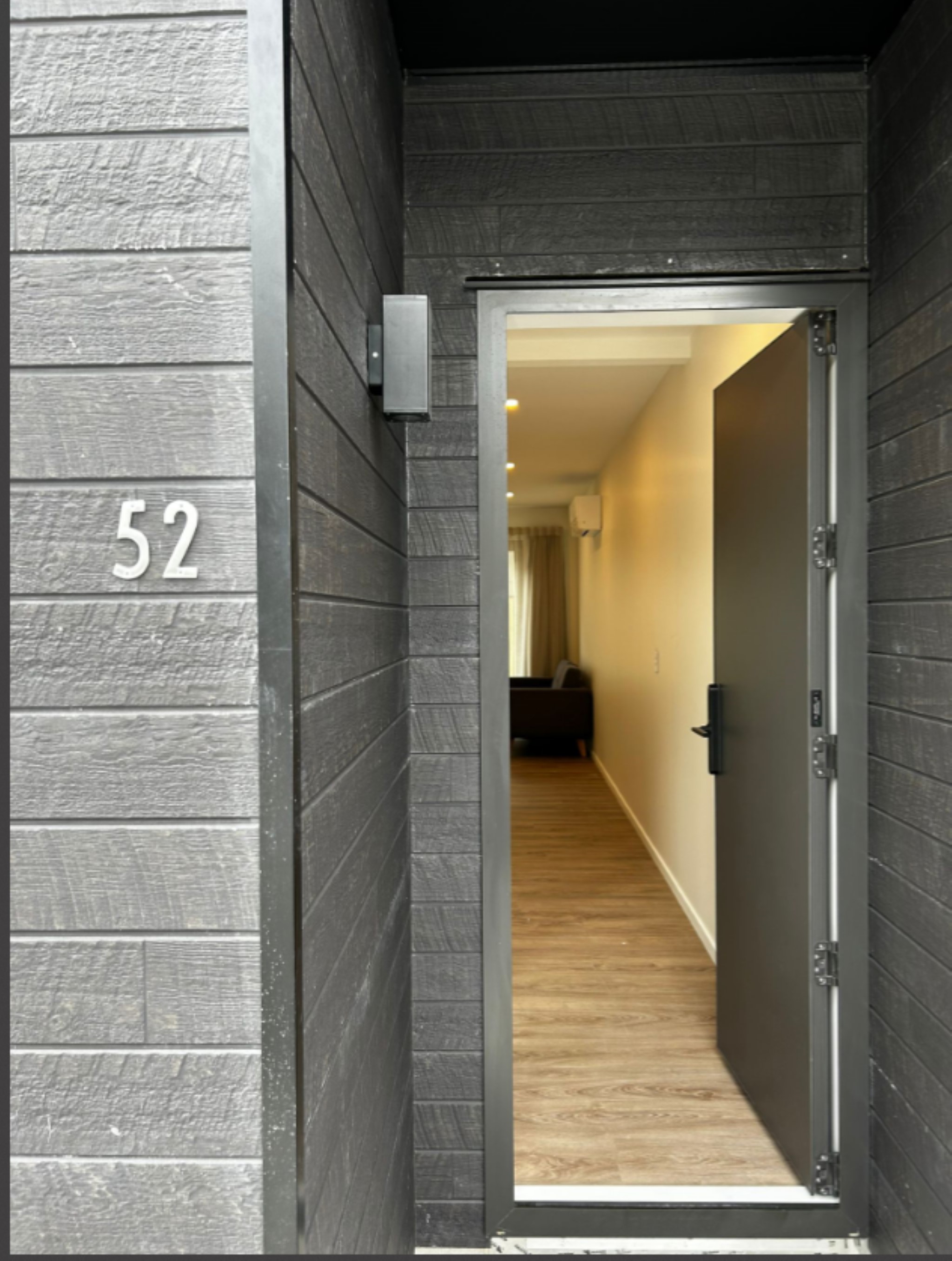 Villa Three Bedrooms Two Bathrooms