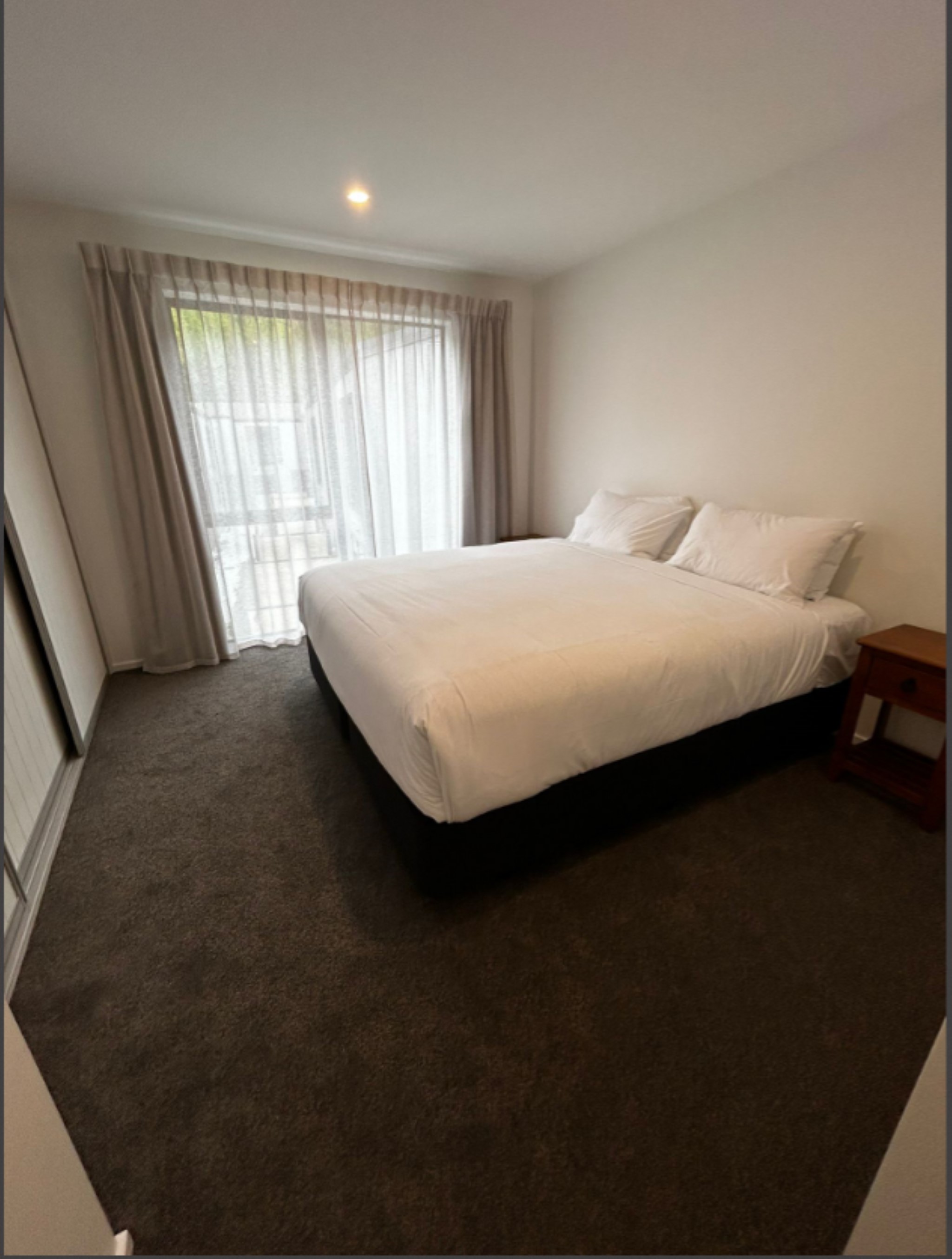 Villa Three Bedrooms Two Bathrooms