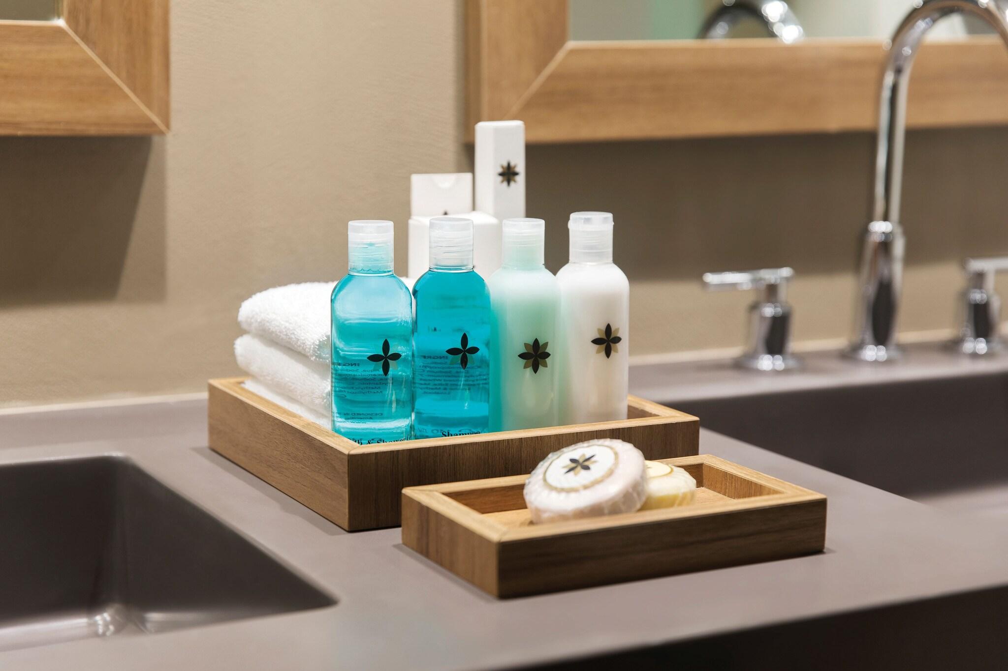 Junior Suite Pool View