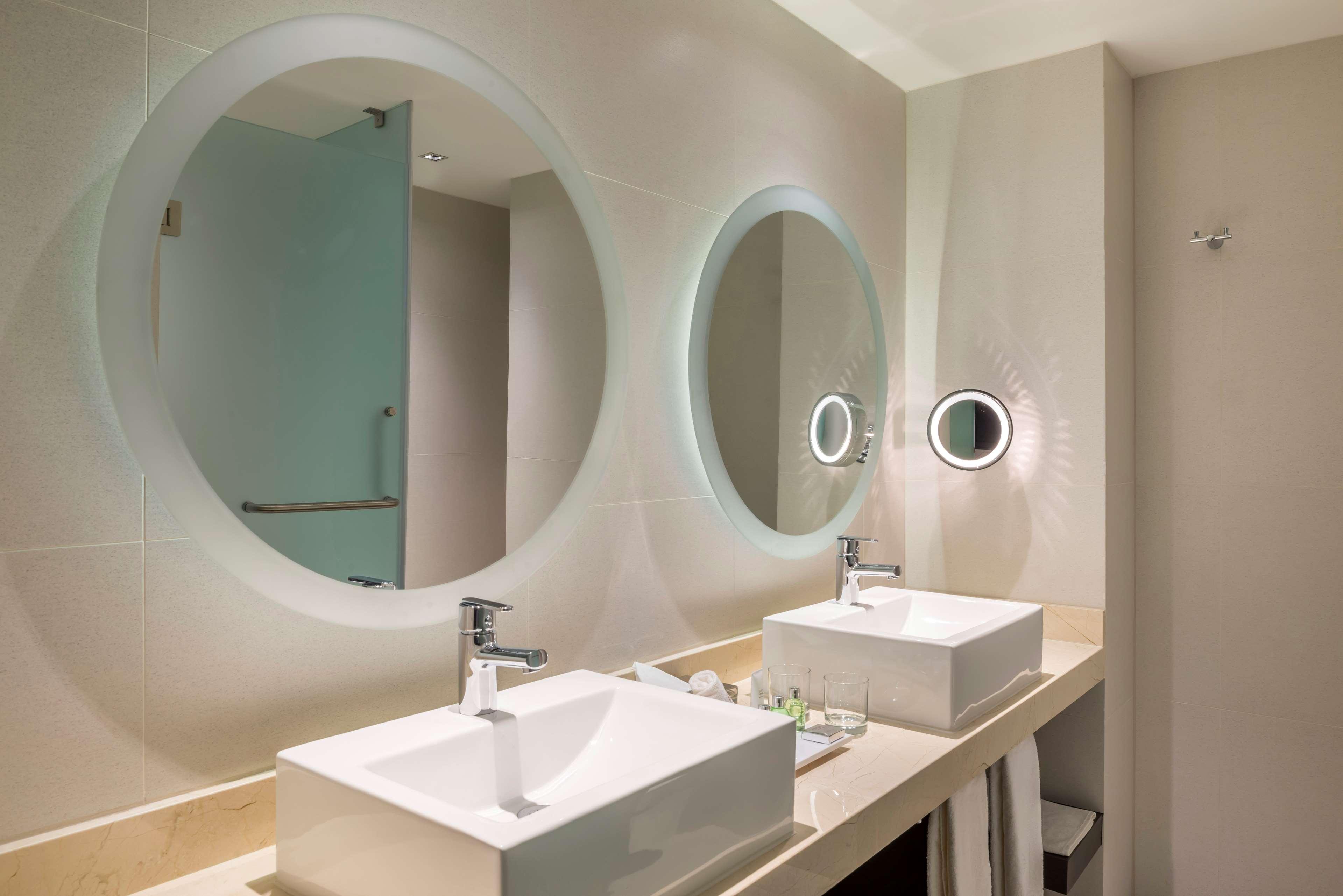 Double Deluxe Guest Room