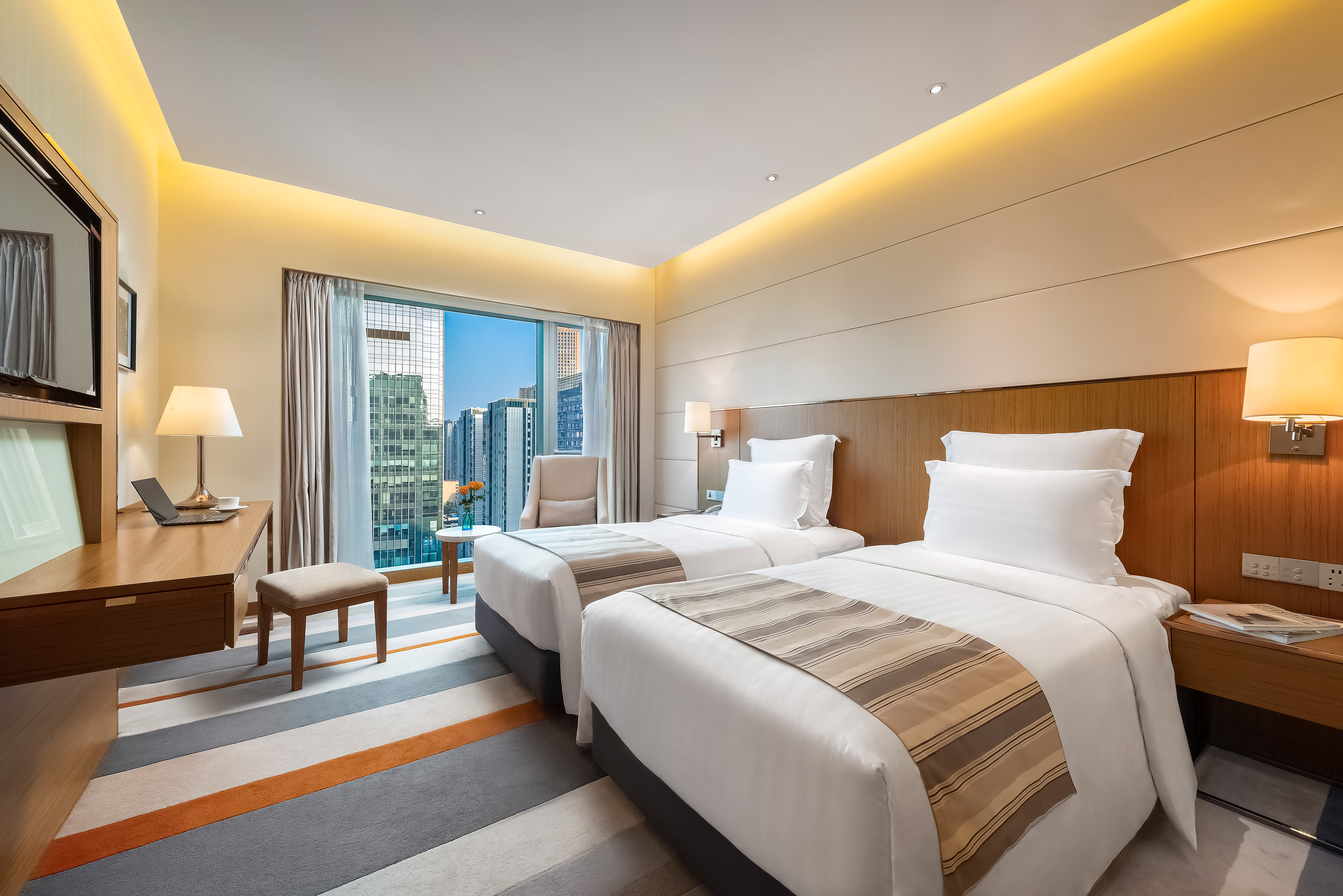 Twin Deluxe Executive