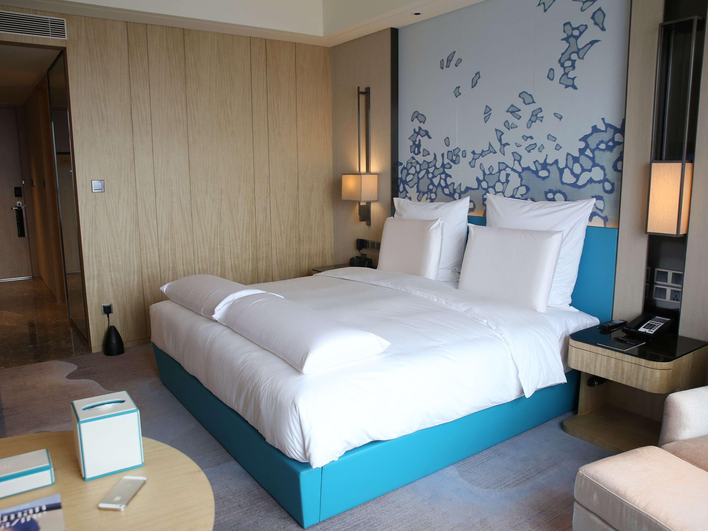 Double Superior King Bed