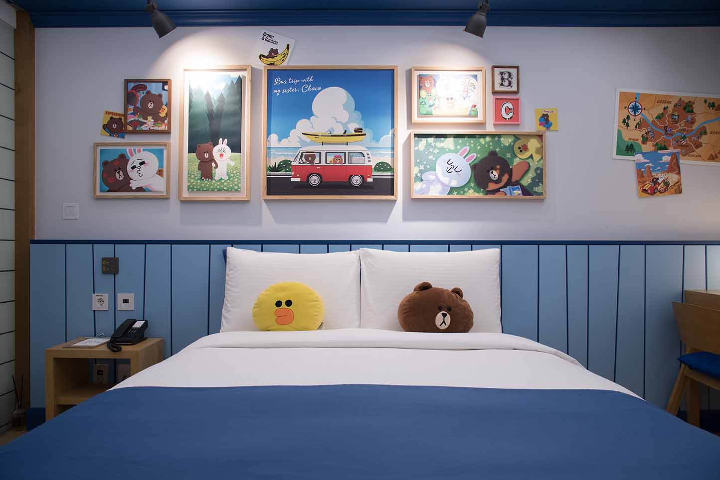 Double Queen Size Bed