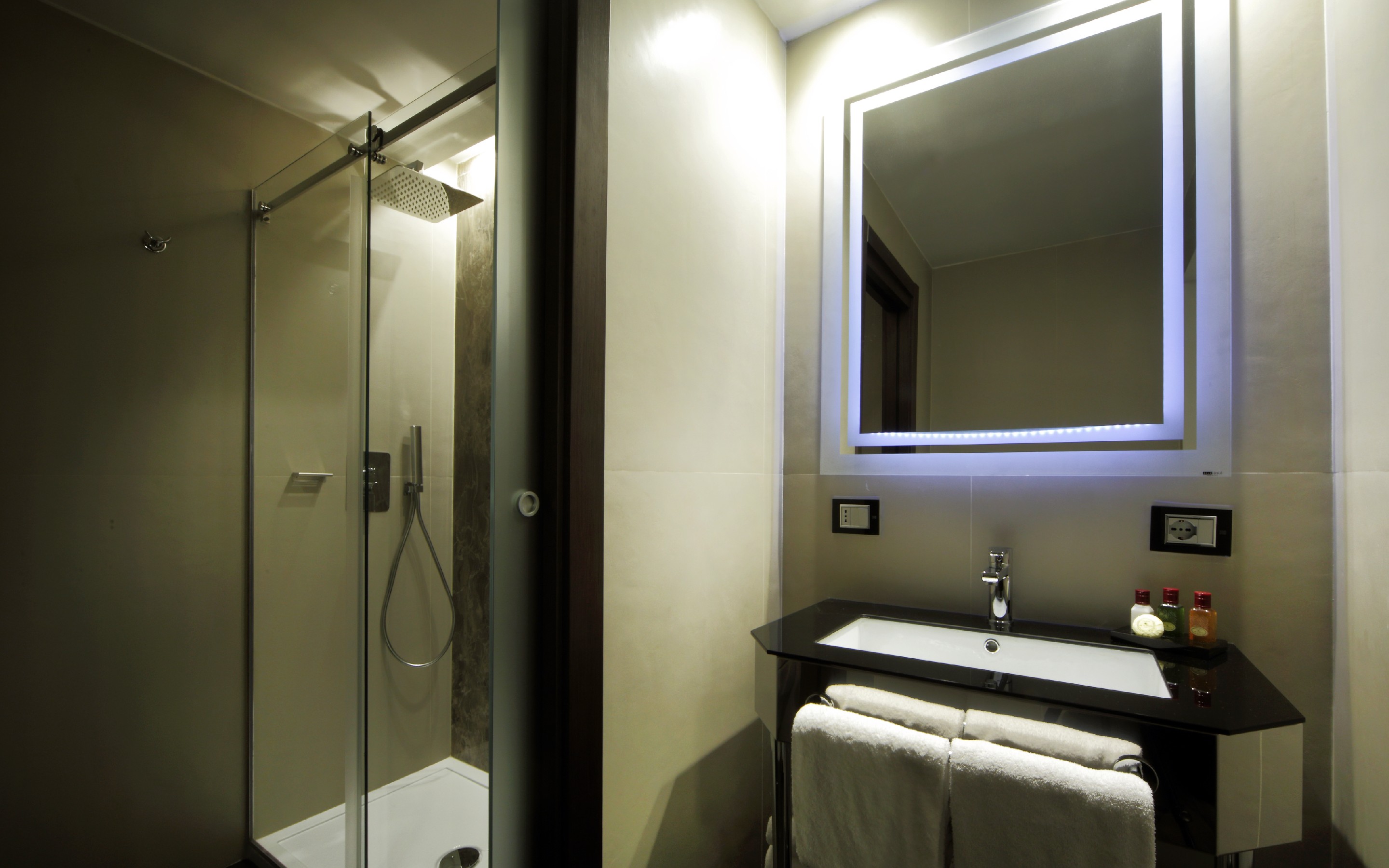 Double Single Superior