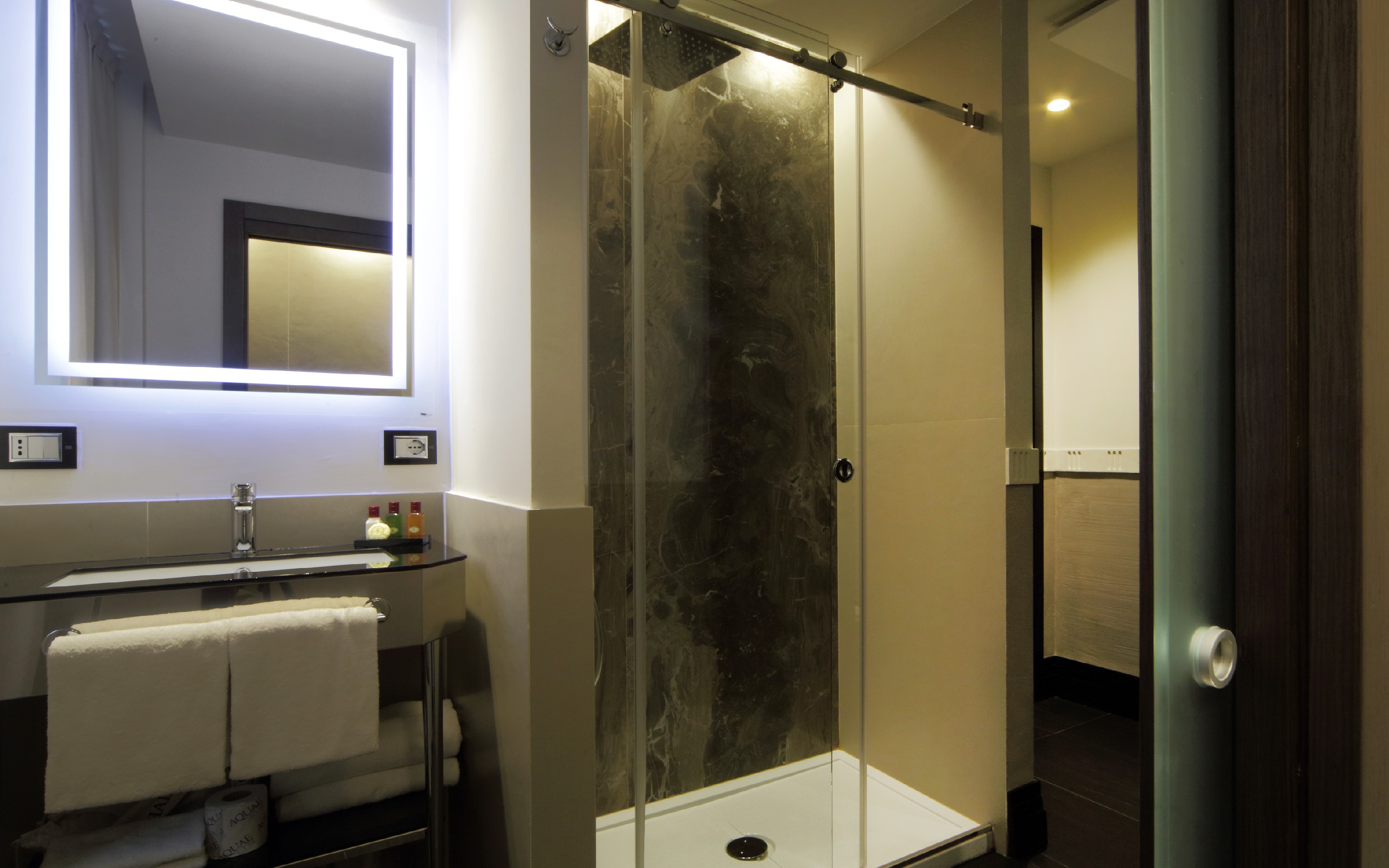 Double or Twin Superior