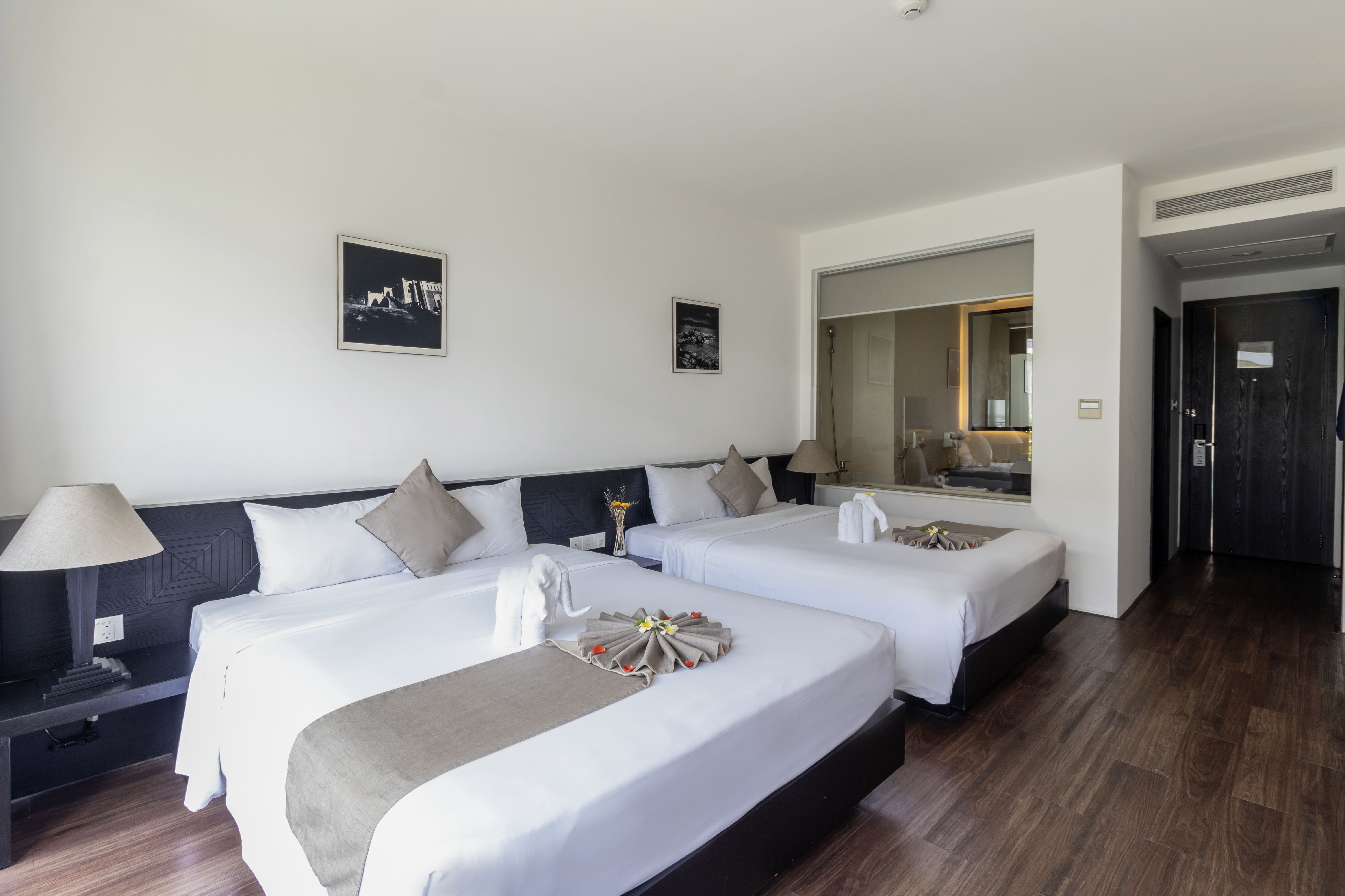 Family Room Capacity 3