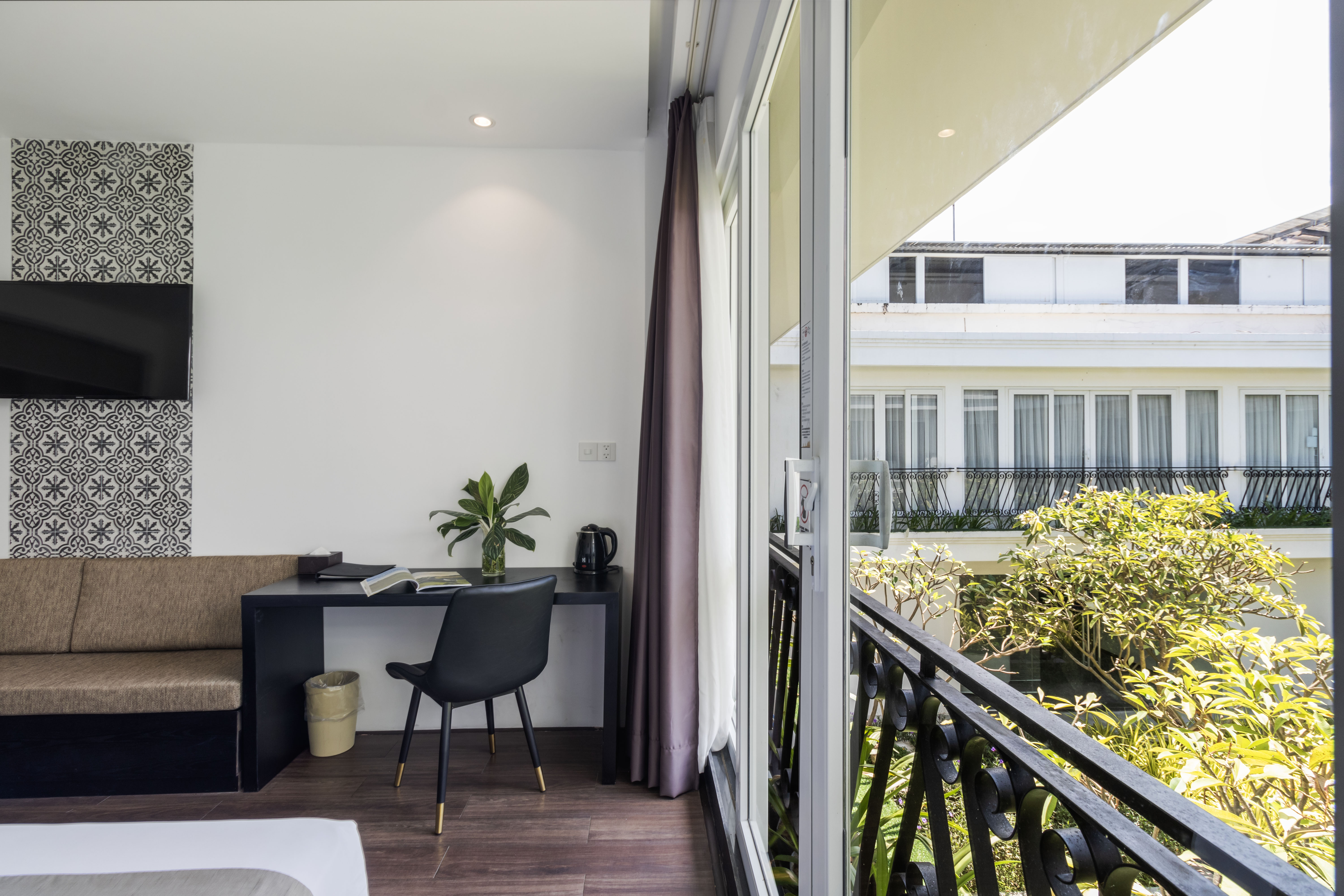 Family Room Capacity 3