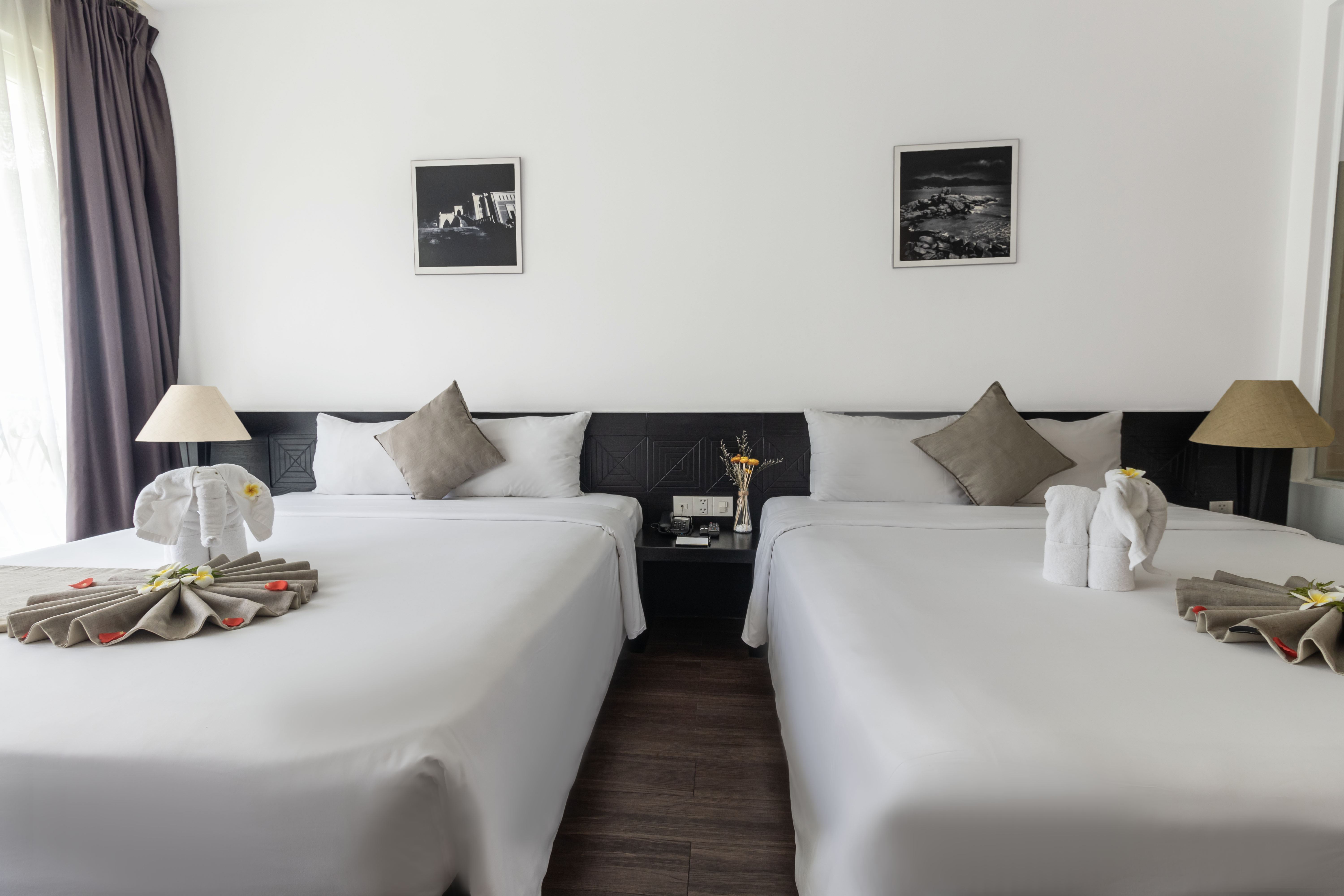 Family Room Capacity 3