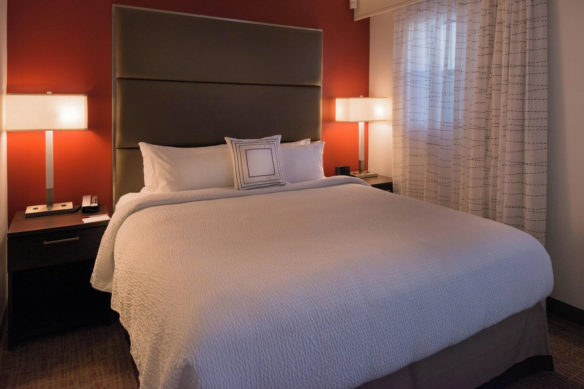 Suite King Bed One Bedroom 