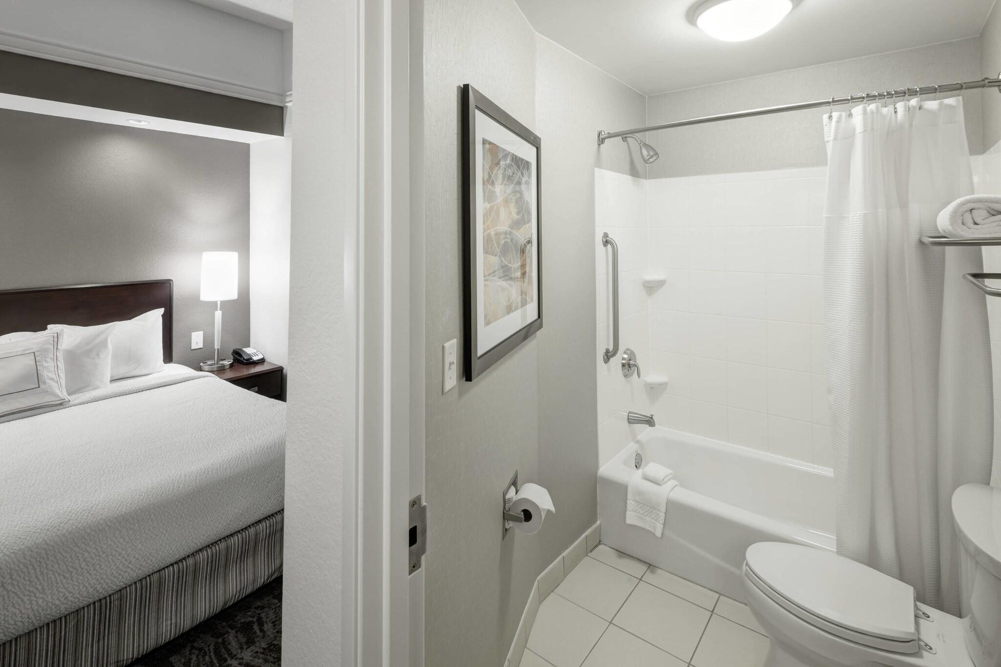 Suite King Bed One Bedroom 