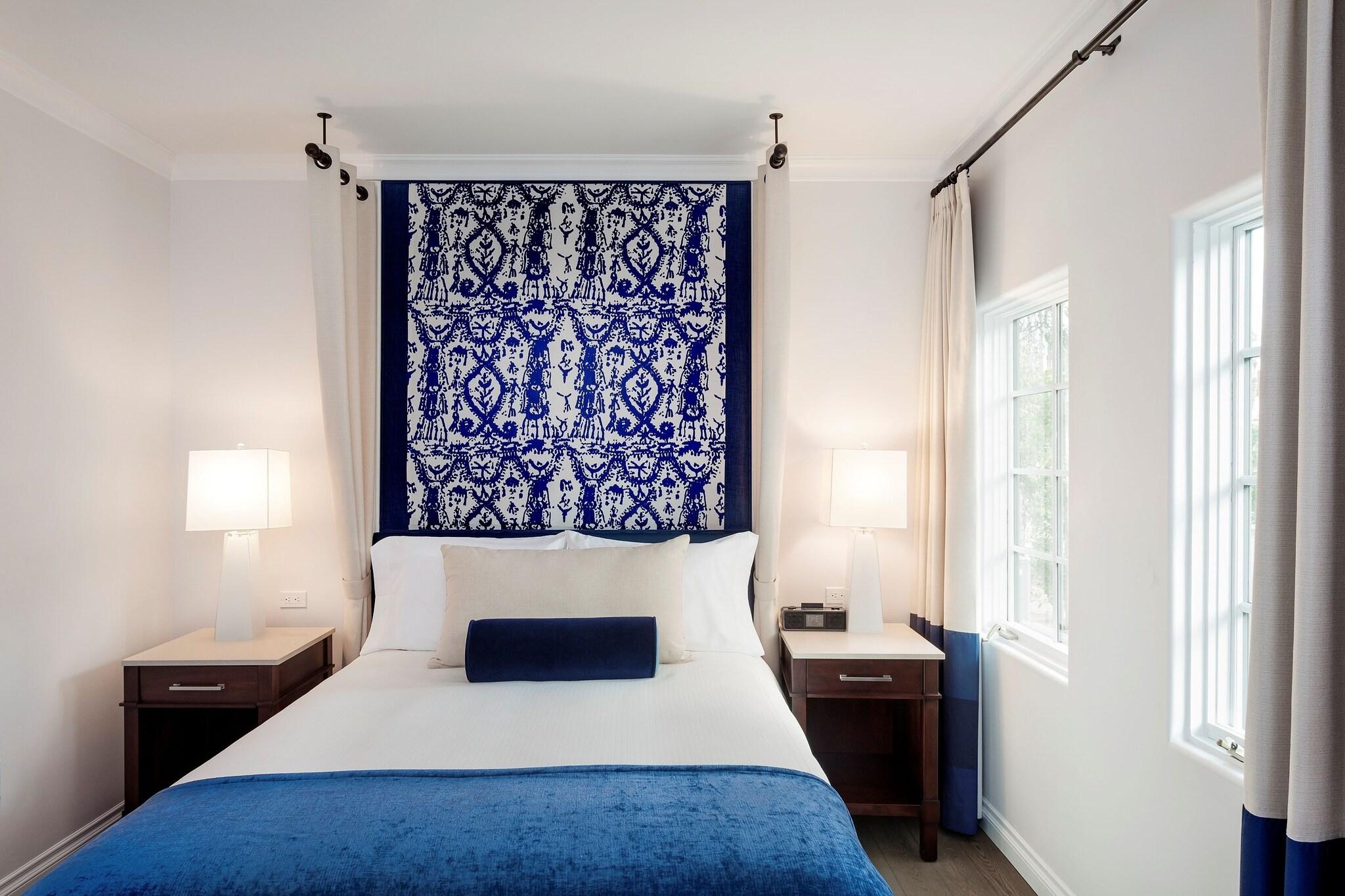 Suite Queen Size Bed